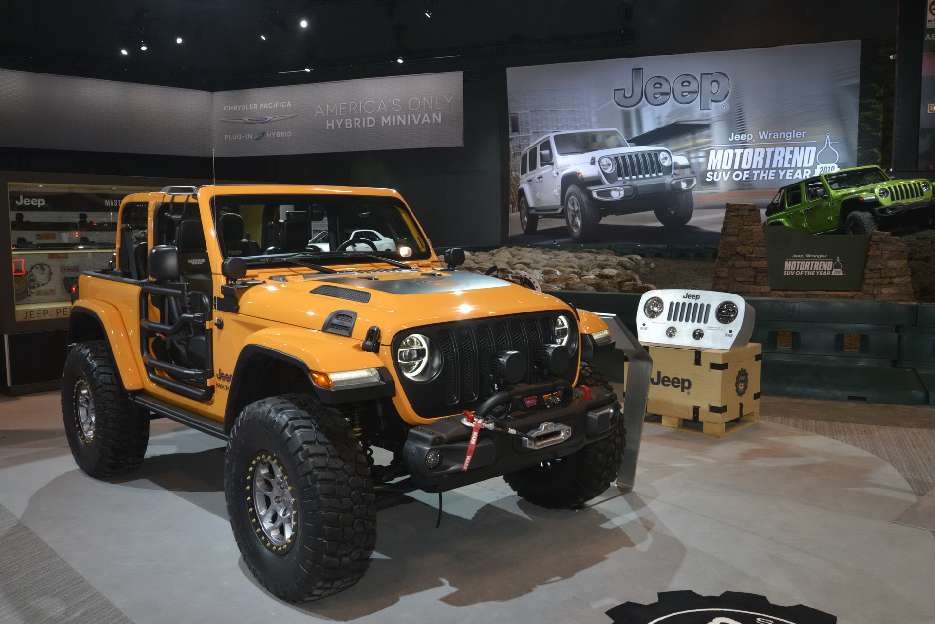 jeep nacho concept chicago 2019 3 Nacho Jeep Concept Is Mopar’s Idea Of A Custom Trail Vehicle