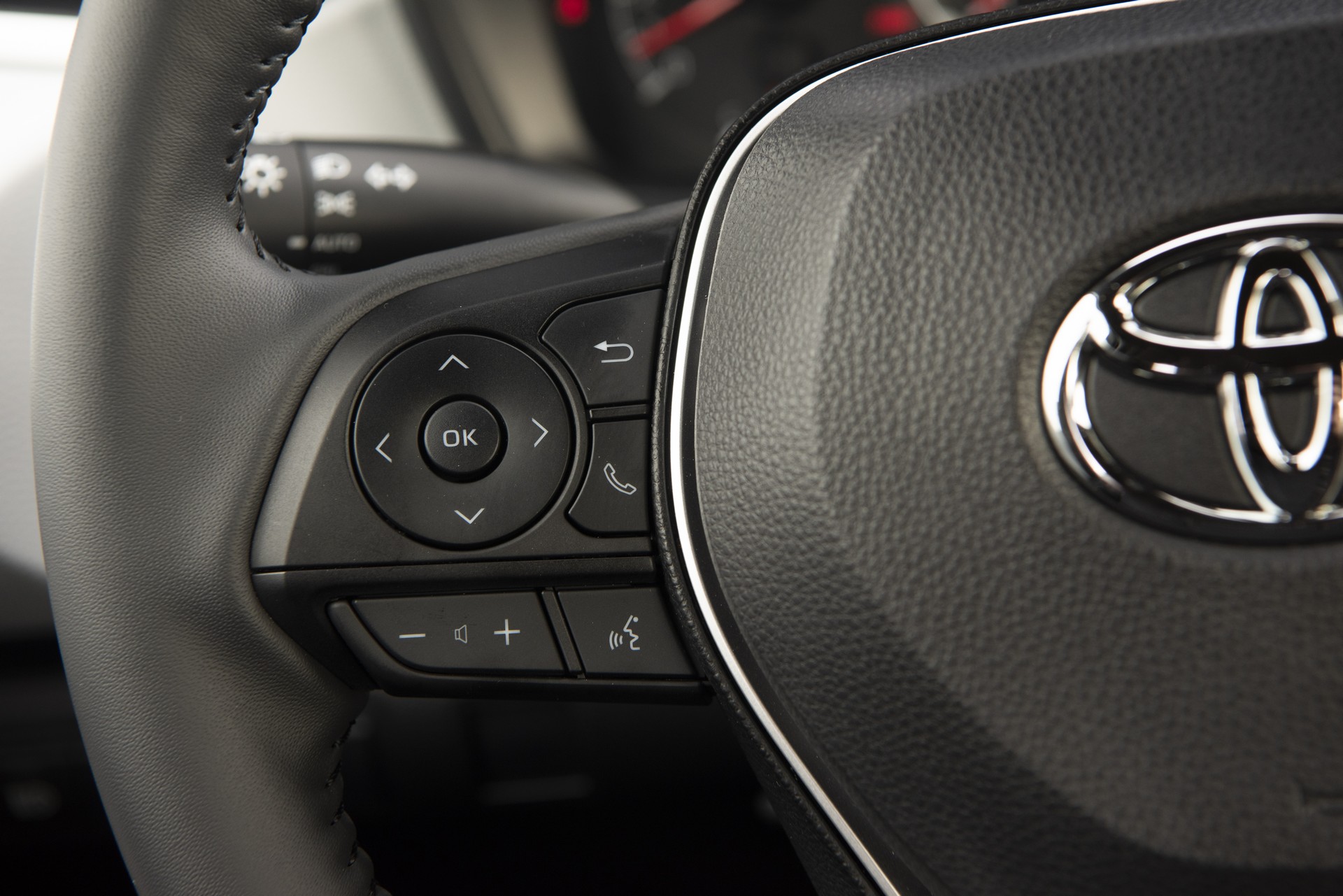 2020 Toyota Corolla-214 2020 Toyota Corolla Starts At $19,500, See It In 200+ Photos