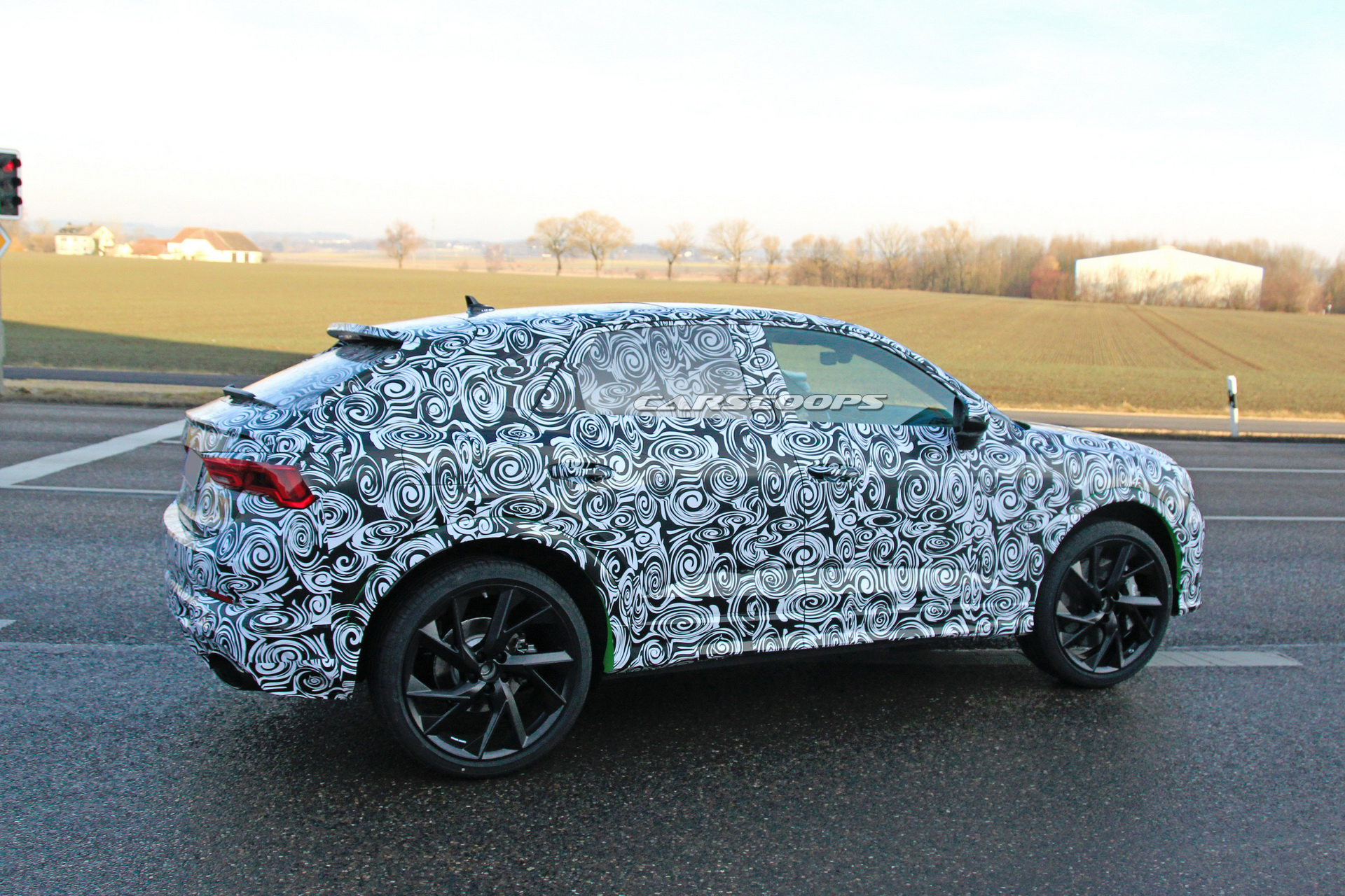 2020-Audi-RS-Q4-05 2020 Audi RS Q4 Makes Spy Debut, May Get Over 400HP