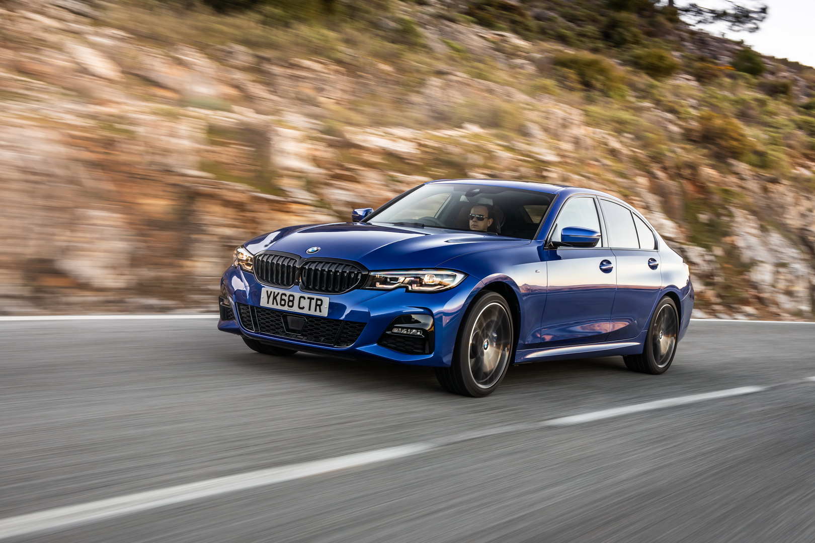 2019 bmw 3-series 23 BMW’s All-New 3-Series Will Cost You At Least £33,610 In The UK
