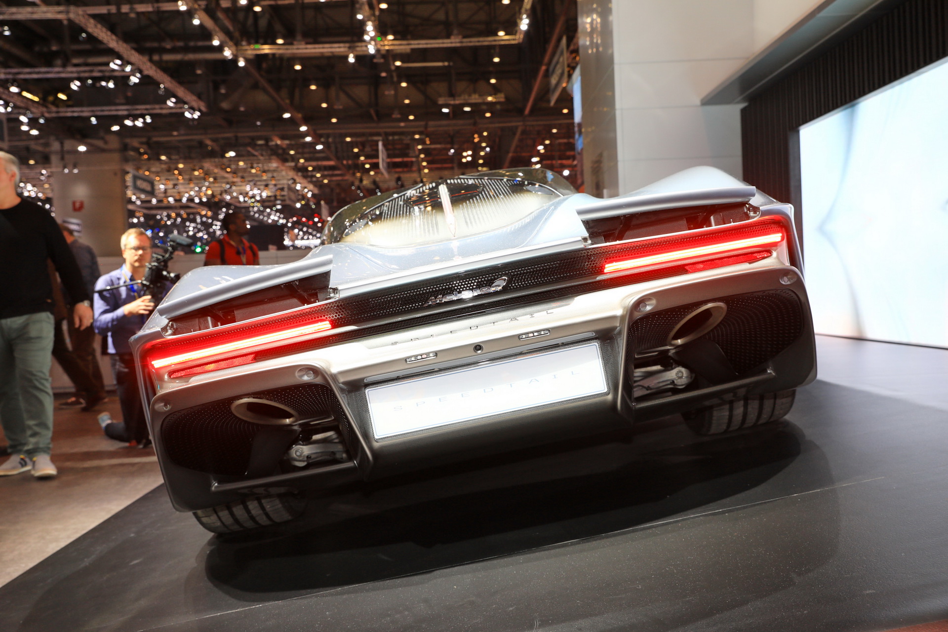 McLaren-Speedtail-22 McLaren’s 250MPH Speedtail Looks Like It Escaped From A Sci-Fi Movie