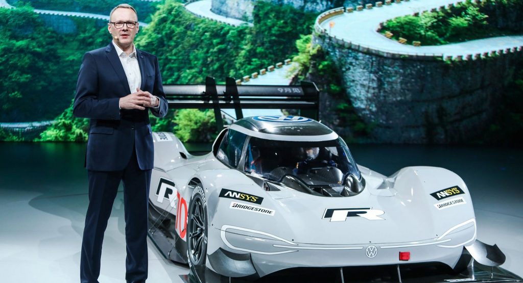  Volkswagen ID. R To Battle Gamers’ Times Up 6.8-Mile Chinese Hill Climb