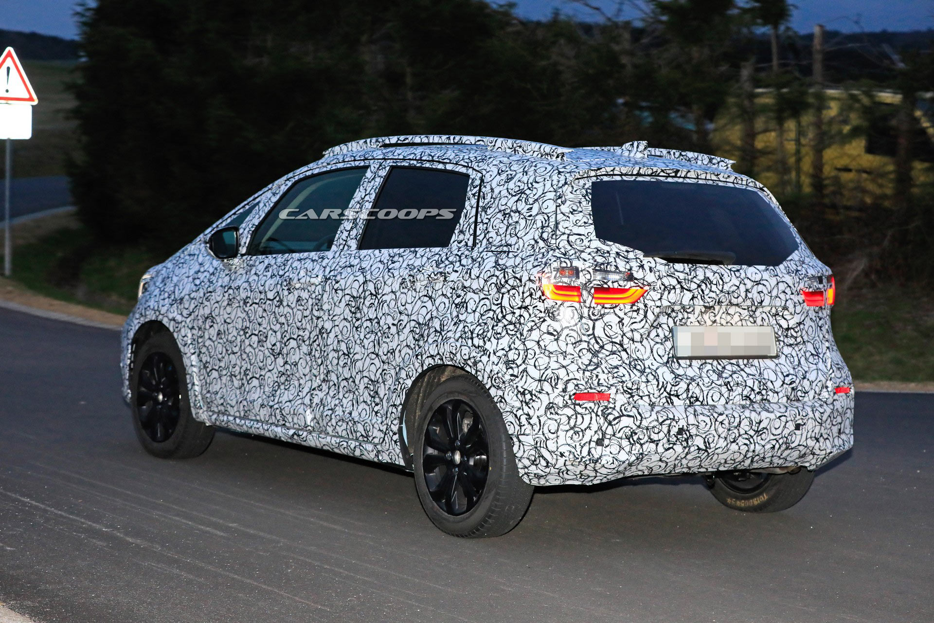 2020-Honda-Fit-3 2020 Honda Fit / Jazz Spied In Standard And Crossover Trims, Shows Off New Interior