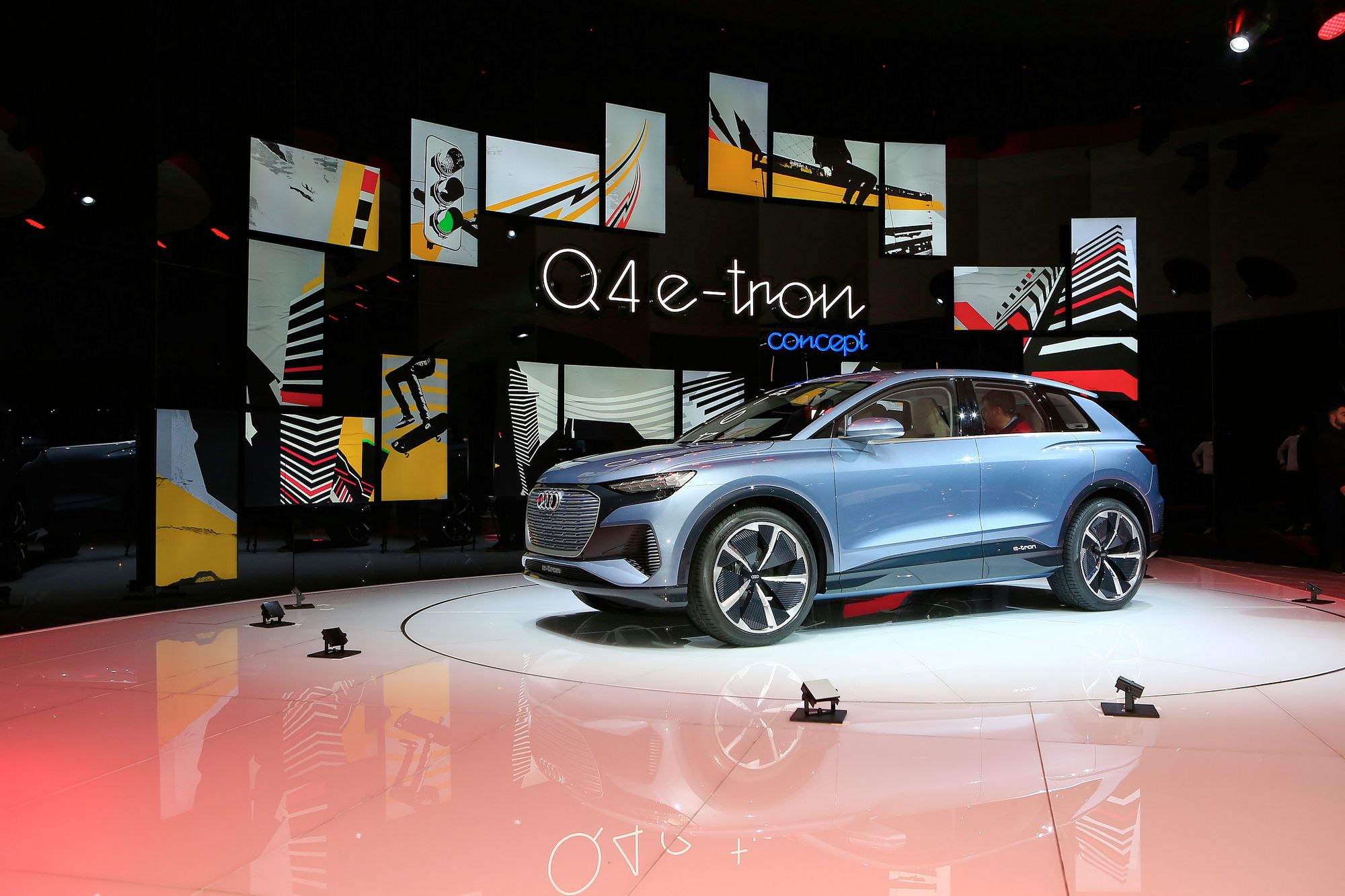 Audi-Q4-e-tron-Concept-12 Audi Q4 e-Tron Concept Previews Upcoming All-Electric Compact SUV