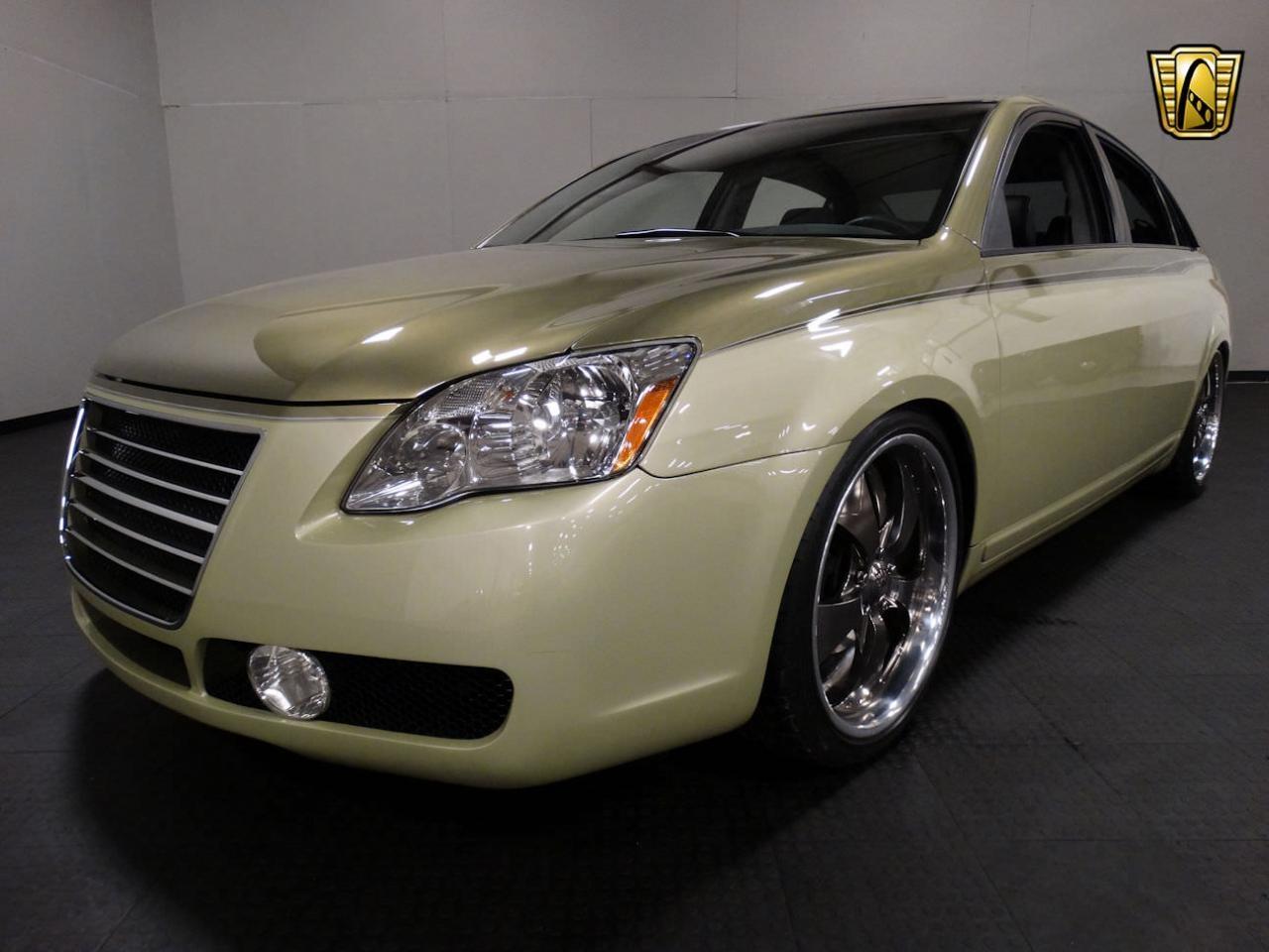Toyota-Avalon-SEMA-2 This 2005 Toyota Avalon SEMA Concept Will Make Your Grandparents The Coolest Kids On The Block