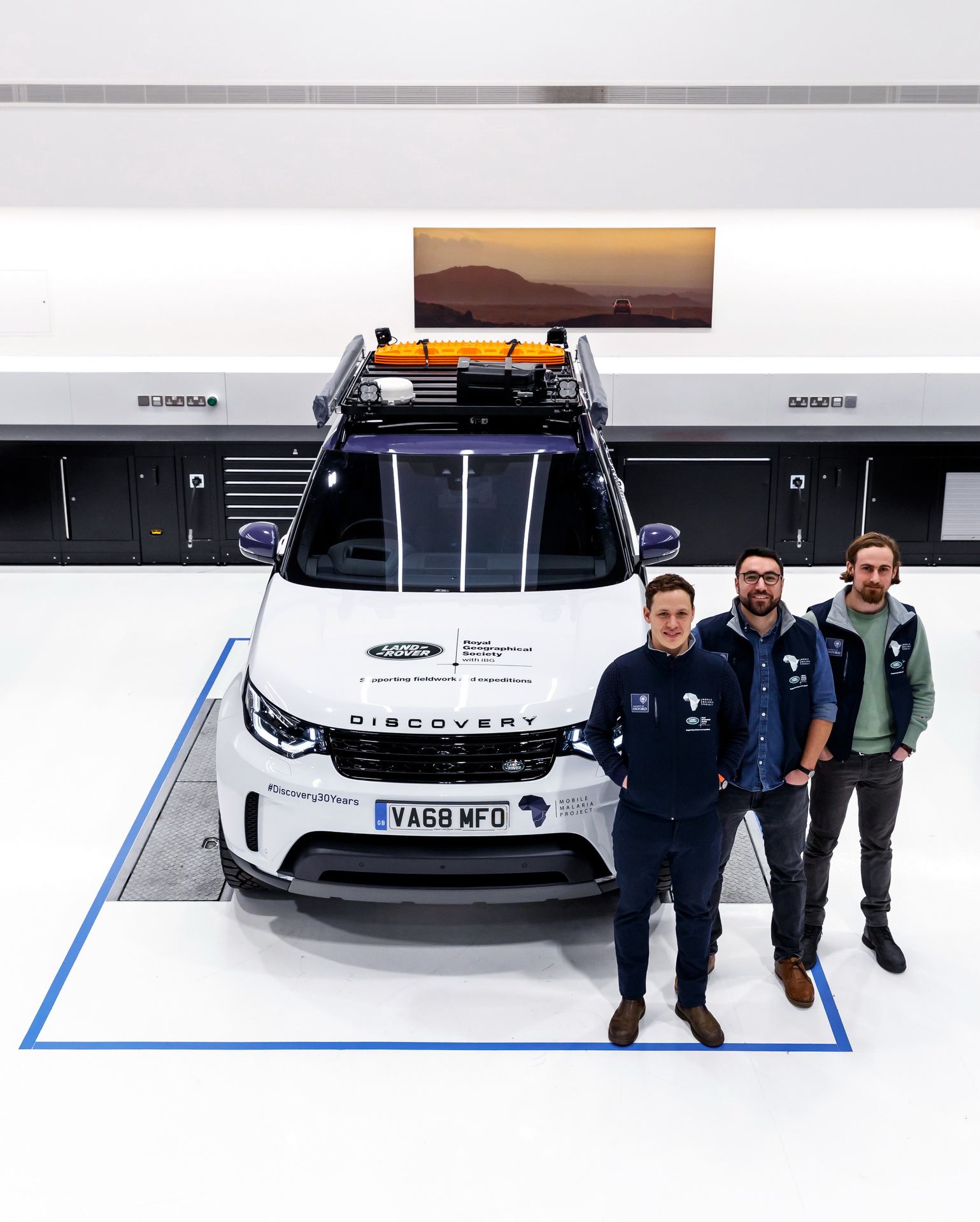 land rover discovery mobile malaria project 4 SVO-Kitted Land Rover Discovery Embarks On Humanitarian Expedition