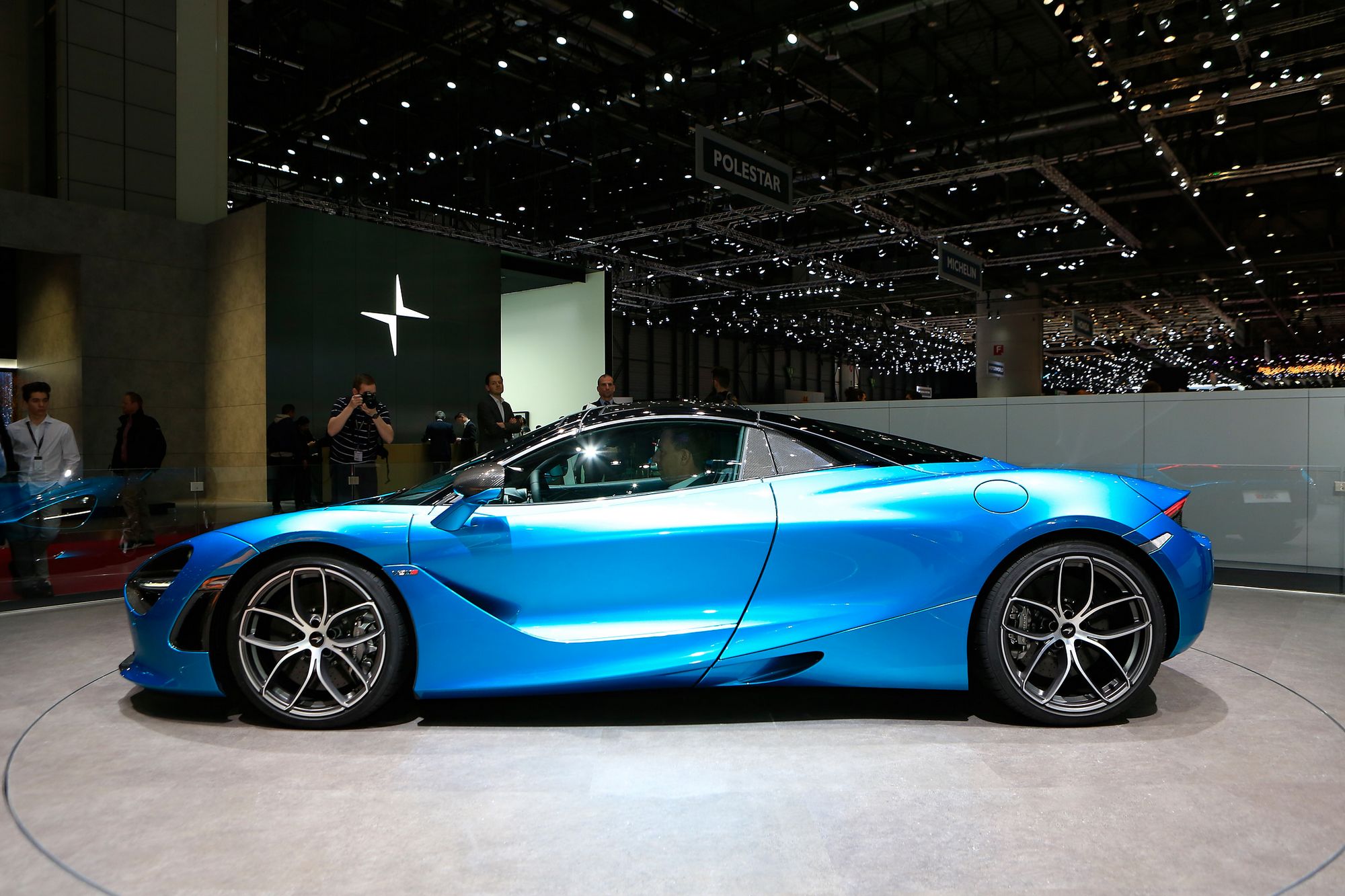 McLaren-720S-Spider-Geneva-19 McLaren 720S Spider Is Even More Stylish Than The Coupe