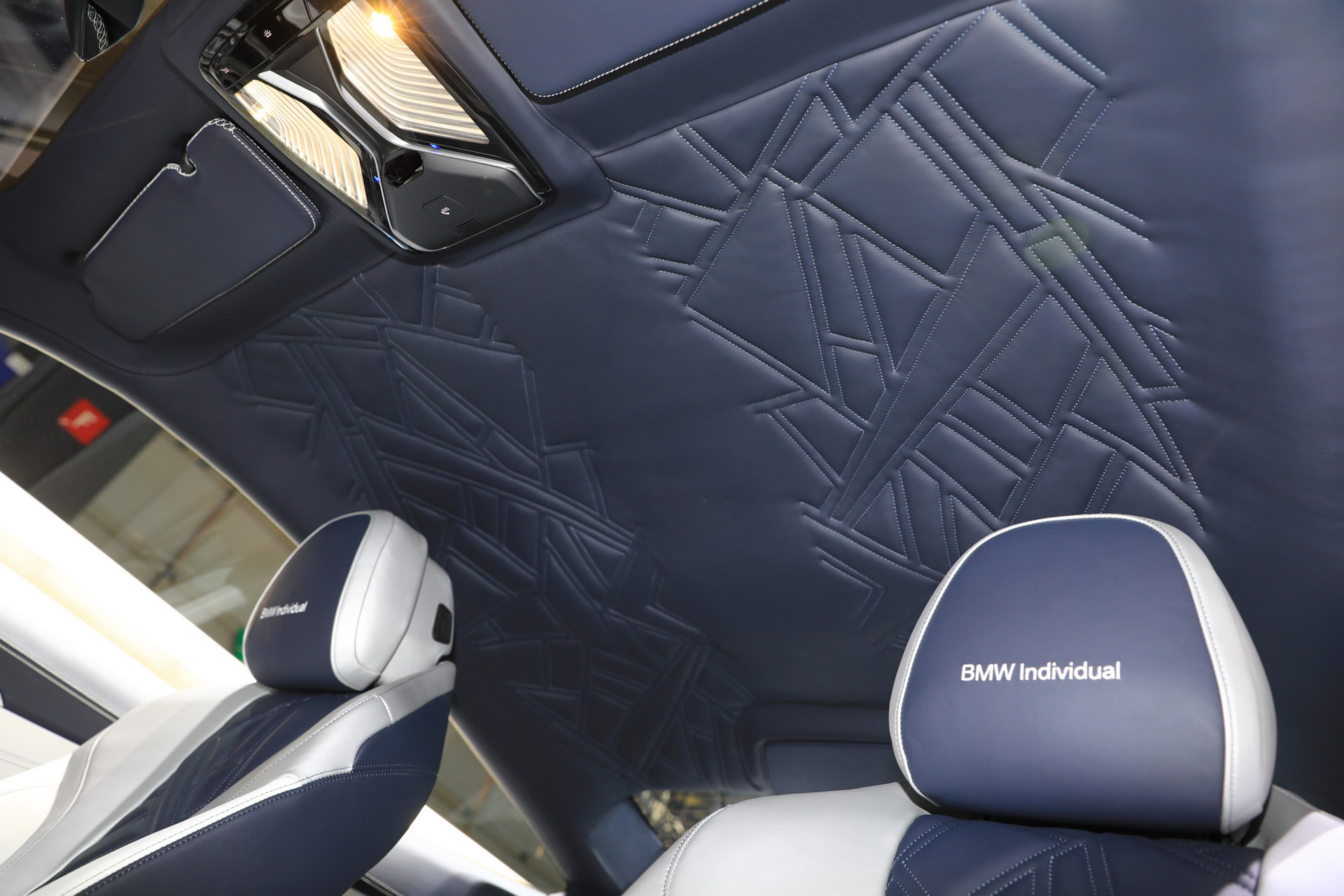 bmw m850i night sky geneva livepics 26 BMW’s M850i Night Sky Is Something You Can Definitely Stare At