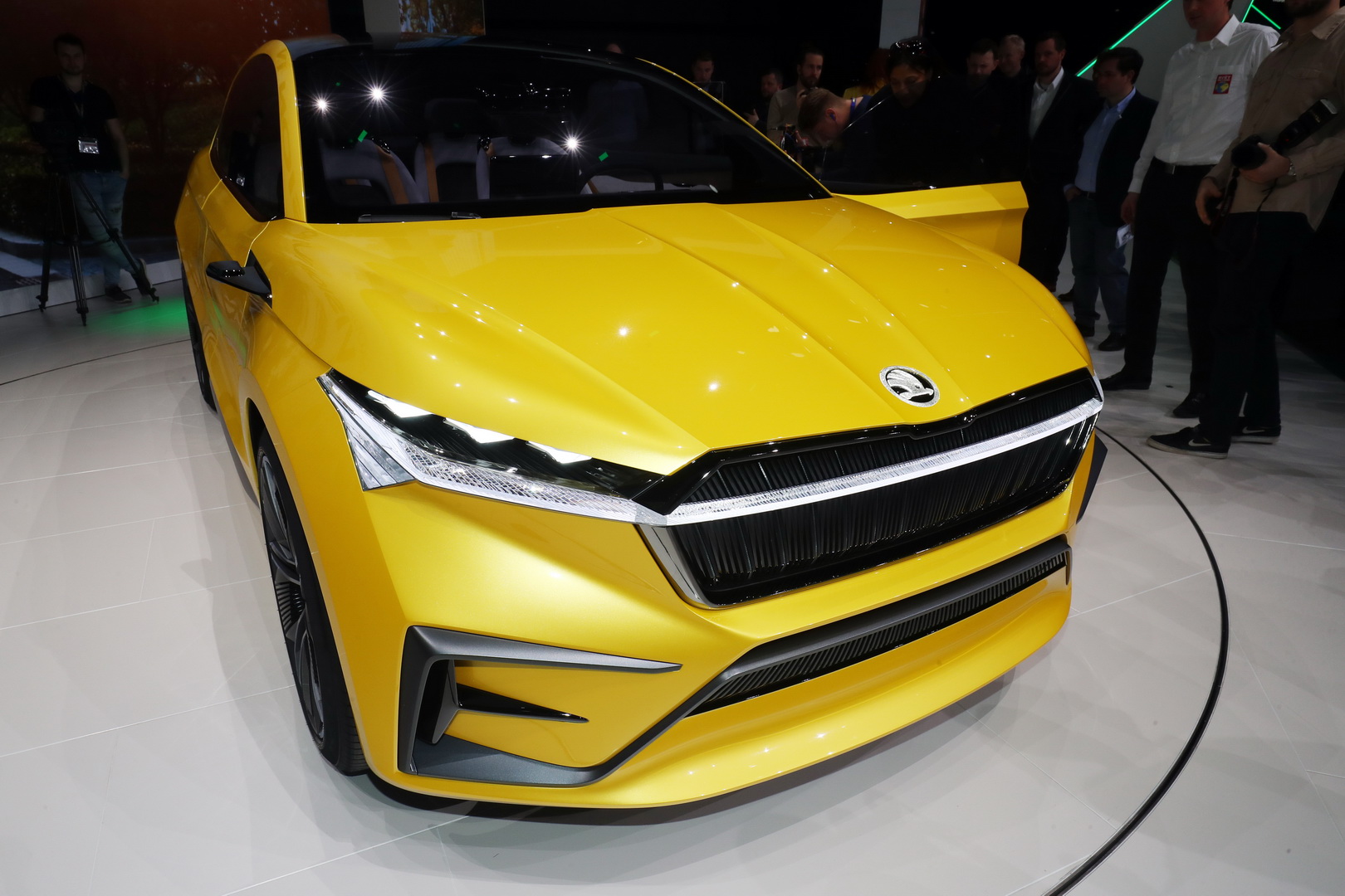 2019 skoda vision iv concept live pics 4 Skoda Vision IV EV Concept Is Yet Another Coupe SUV With An Ungainly Rear (Live Pics)