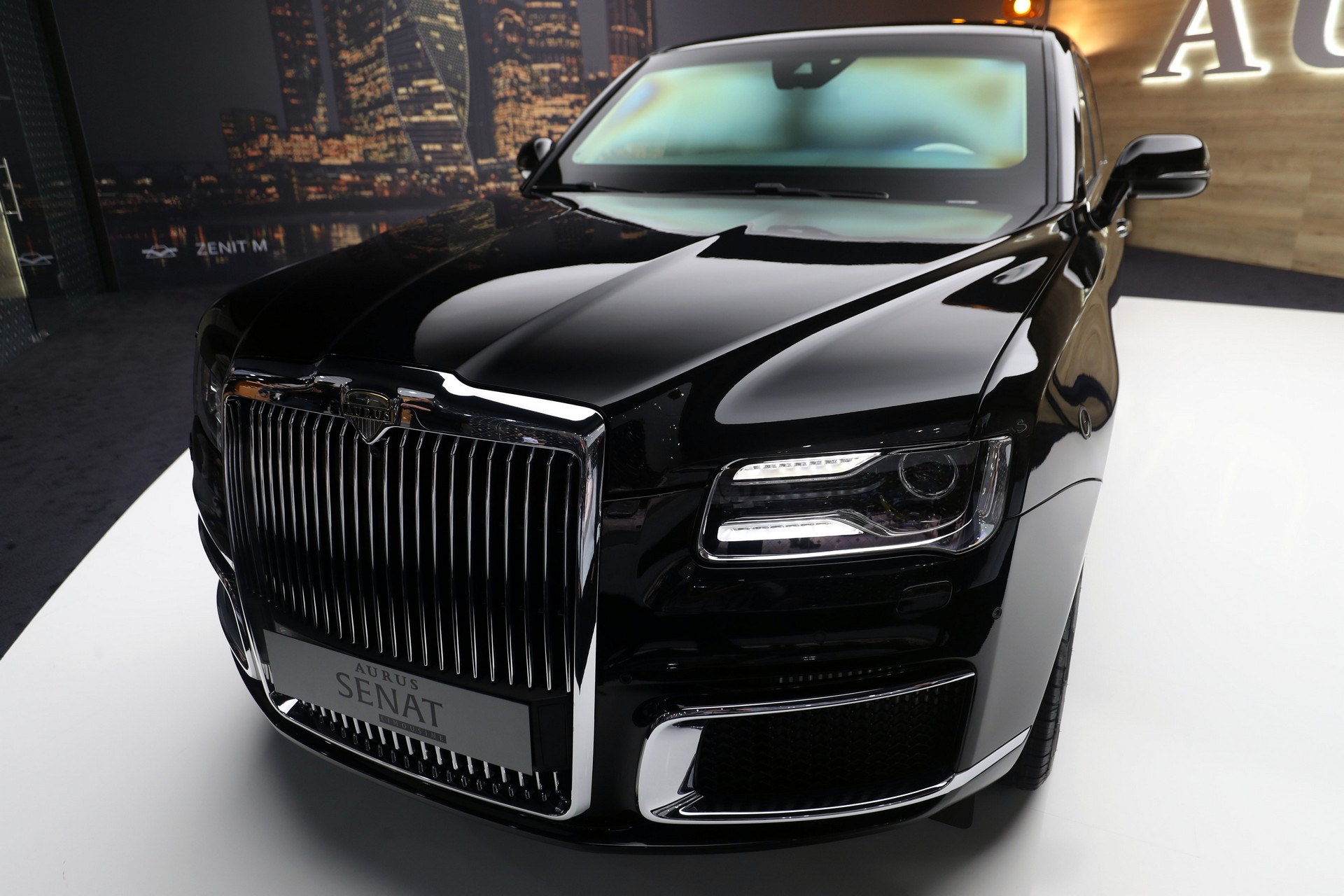 Aurus Senat-4 Aurus Senat: Putin’s Limo Maker Makes European Debut With Sedan And Limo