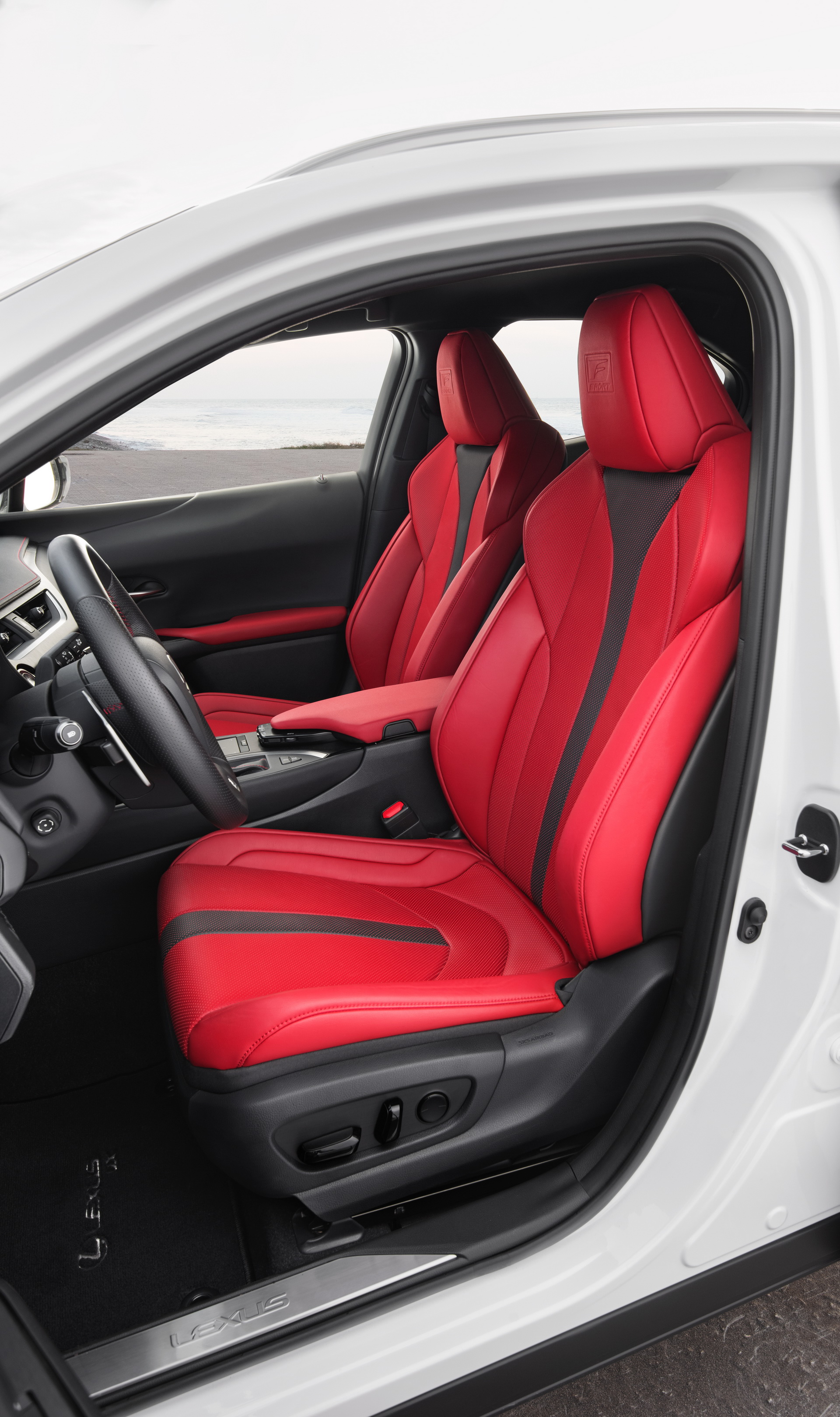 2019-lexus-ux-250h-33 Lexus Details Europe’s UX Subcompact SUV In Massive Gallery