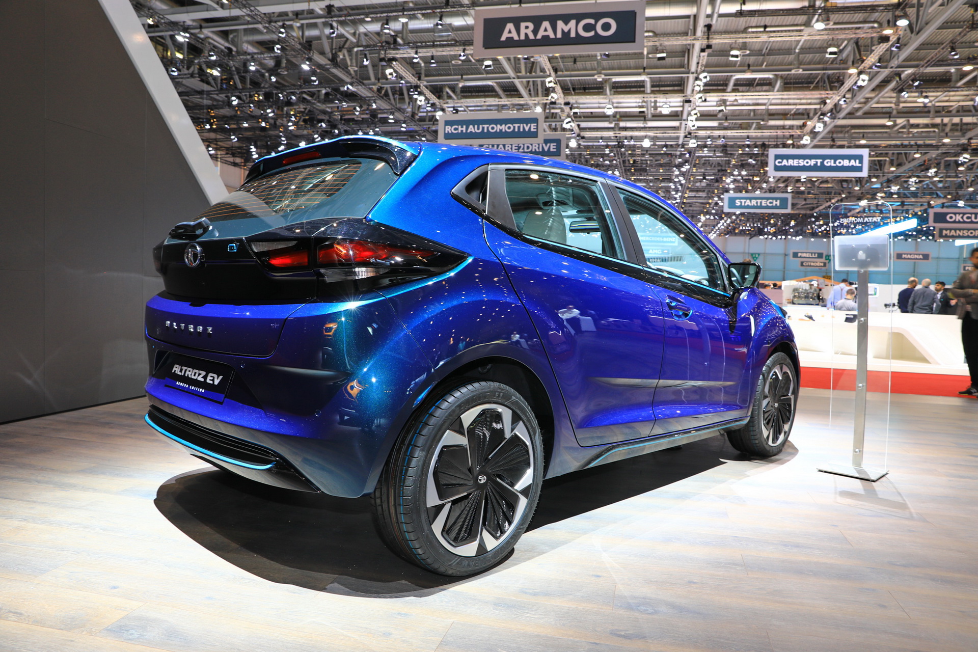 tata unveils altroz in geneva 6 Tata Motors Unveils Altroz Supermini And H2X Concept