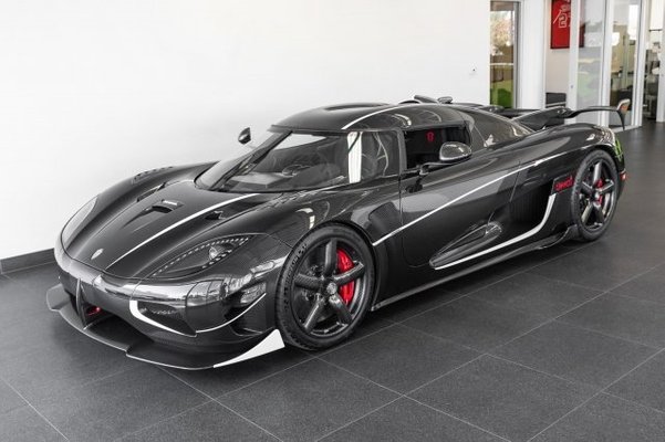 Koenigsegg-Agera-RS-Draken-12 Until Your Jesko Arrives, Get Your Koenigsegg Fix With The 1,341HP Agera RS Draken