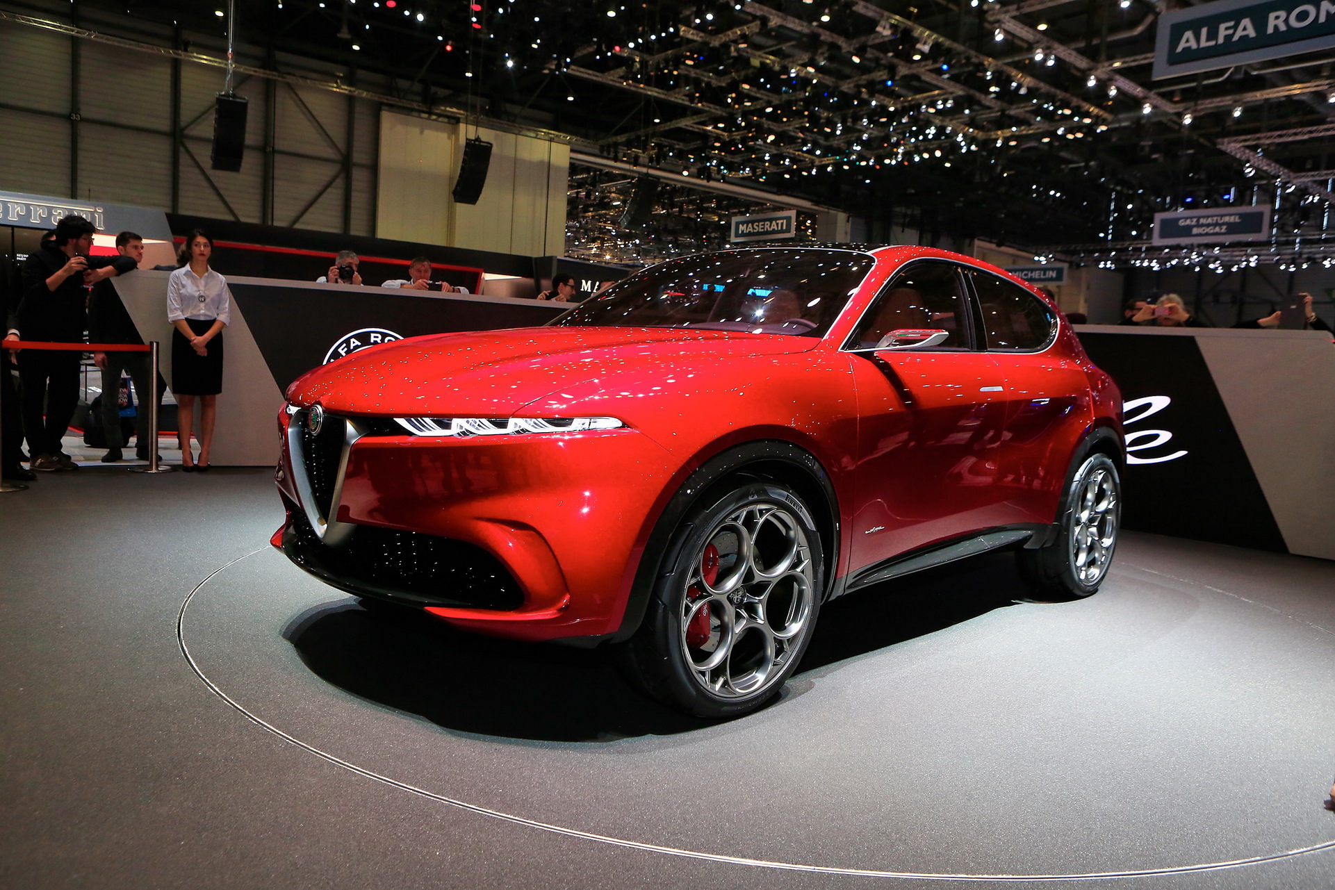Alfa Romeo Tonale 19 Alfa Romeo Tonale Is A Sexy Preview Of New Compact Hybrid SUV