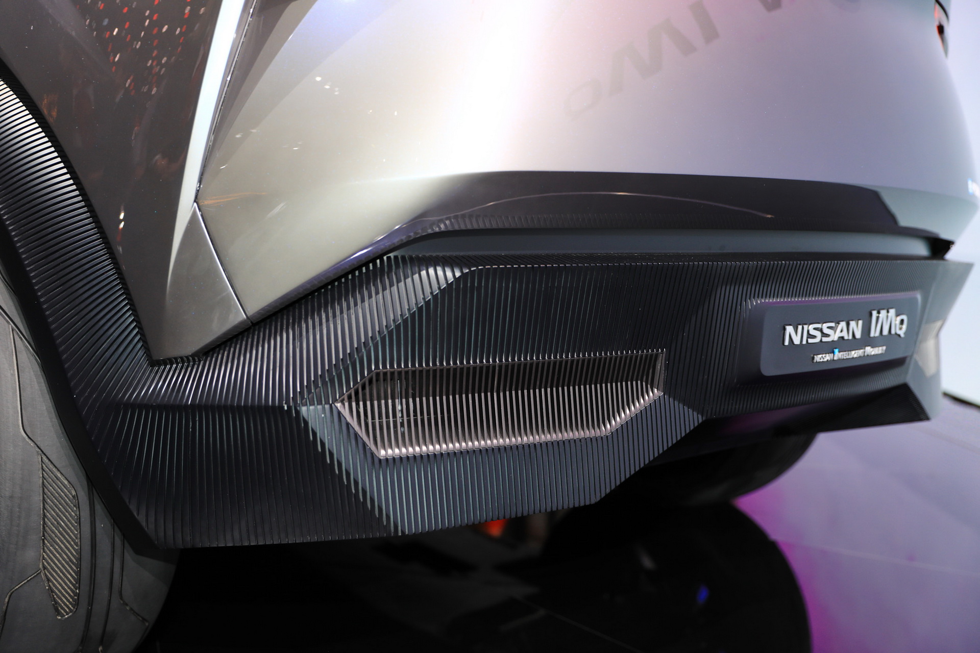 nissan unveils imq concept geneva 13 Nissan IMQ Concept Gives Us A Glimpse Of Its Future Crossovers