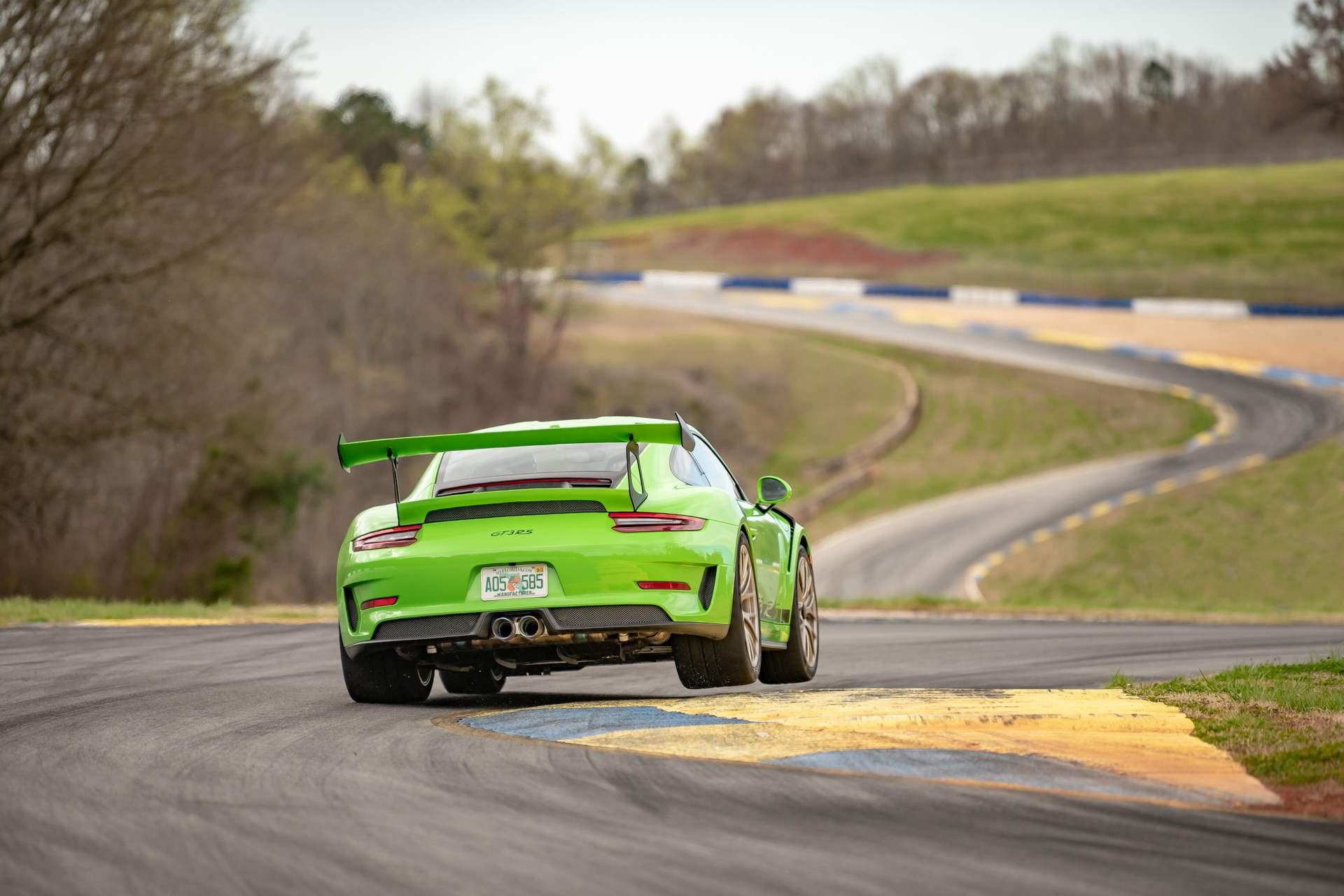 porsche 911 gt2 rs road atlanta record 2 Watch The Porsche 911 GT2 RS Lap Road Atlanta In Blistering Pace