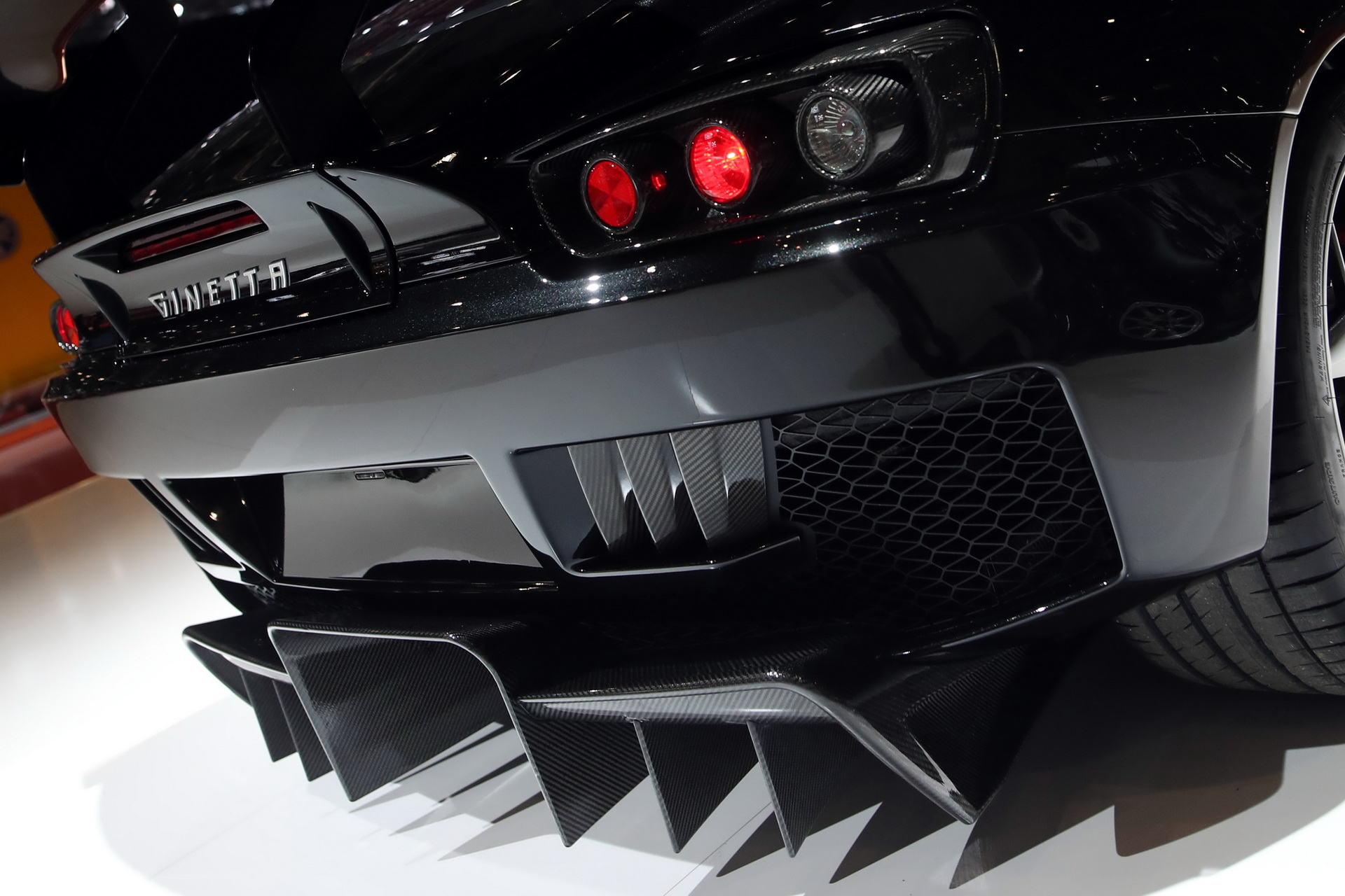 ginetta akula unveiled in geneva 3 New Ginetta Akula Supercar Reaches 200MPH, Costs $446,000