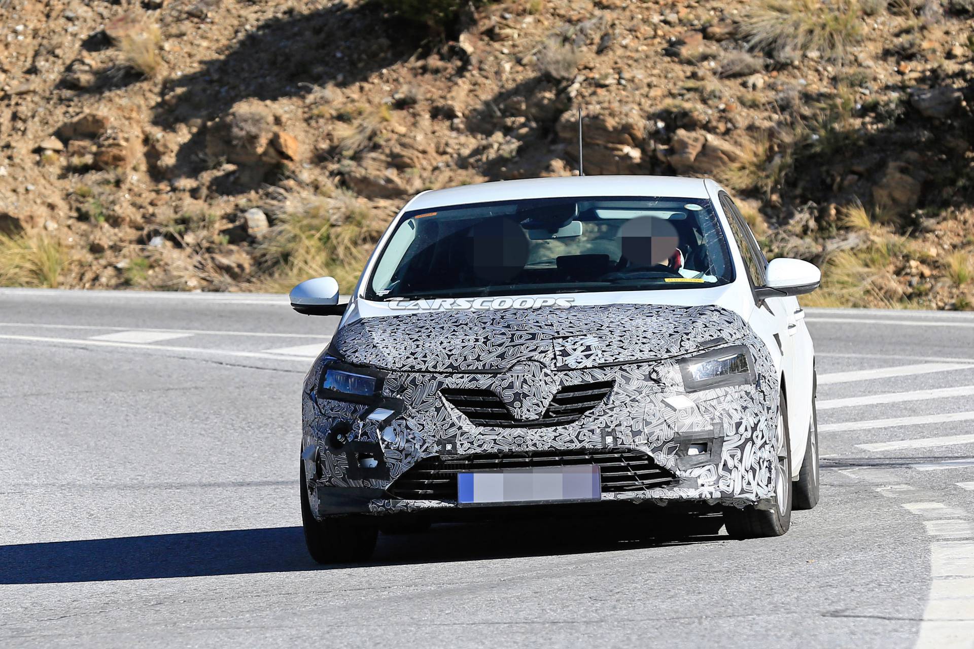 2020 Renault Megane facelift spy shots 20 2020 Renault Megane Is Up For A Facelift And It’s Coming To Frankfurt Show