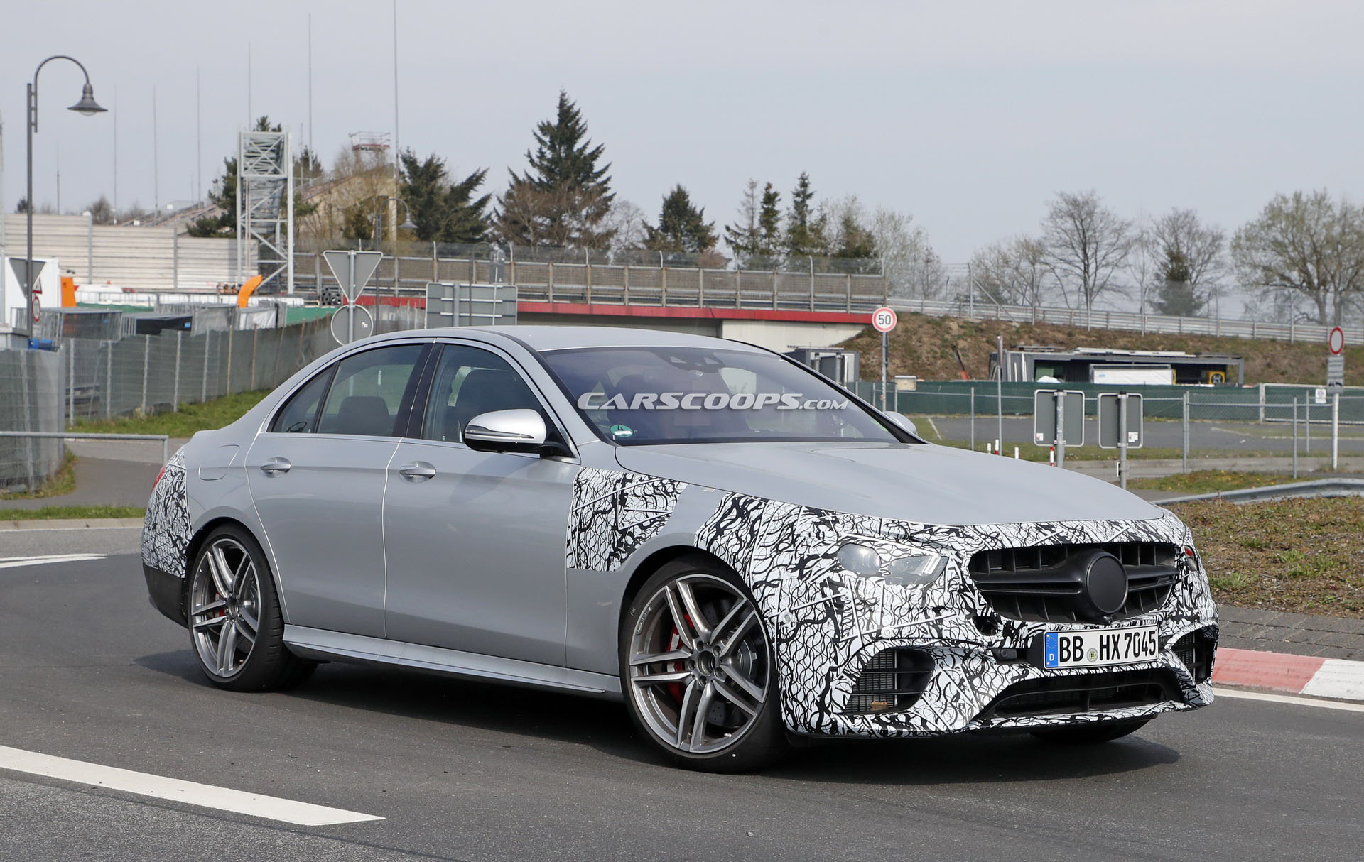 2020 Mercedes AMG E63 Facelift 8 2020 Mercedes-AMG E63 Facelift Spied, Still No Panamericana Grille