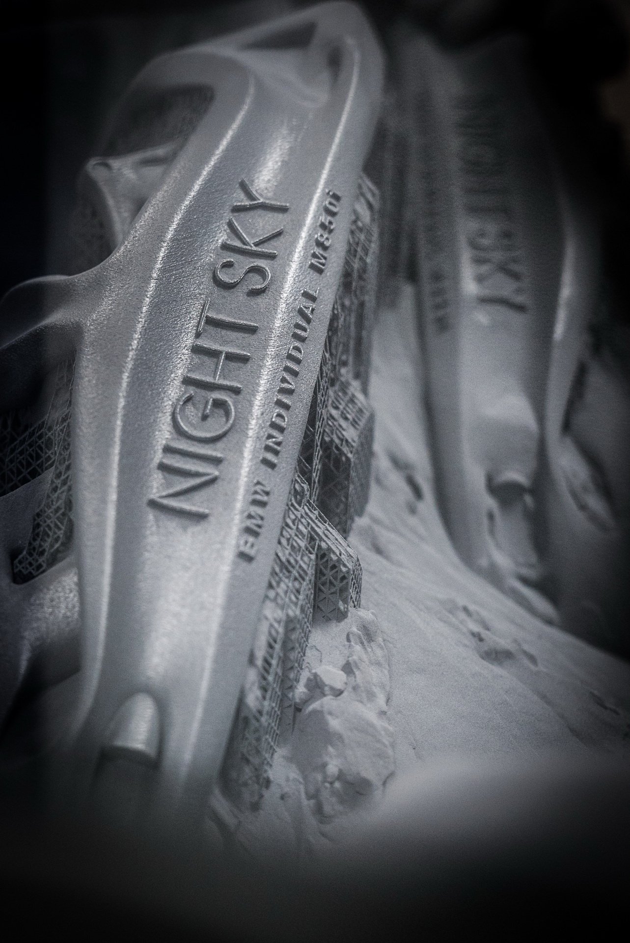 bmw m850i night sky geneva livepics 45 BMW’s M850i Night Sky Is Something You Can Definitely Stare At