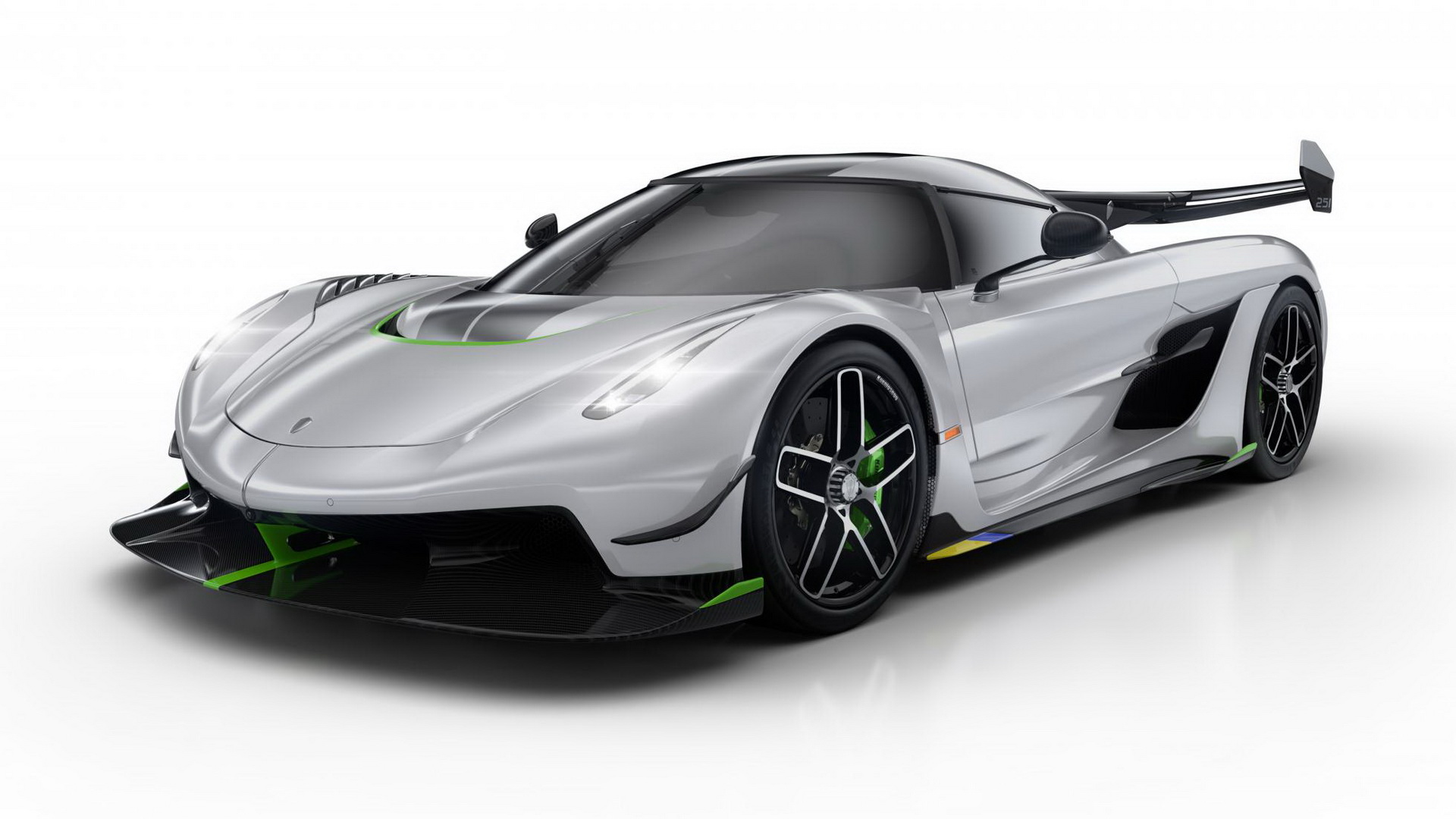 Koenigsegg-Jesko-01 Koenigsegg Stuns The World With New 300MPH Jesko Hypercar