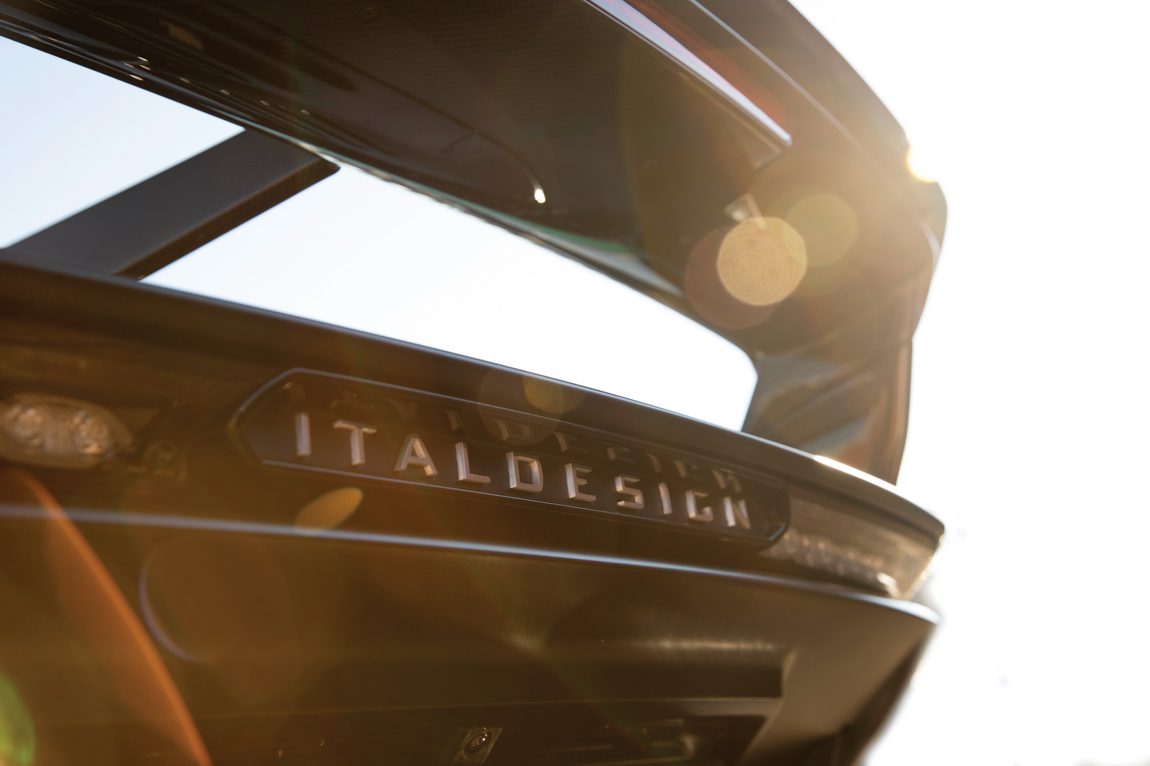 2018 italdesign zerouno 7 Why Not Add An Italdesign ZeroUno To Your Awesome Car Collection?