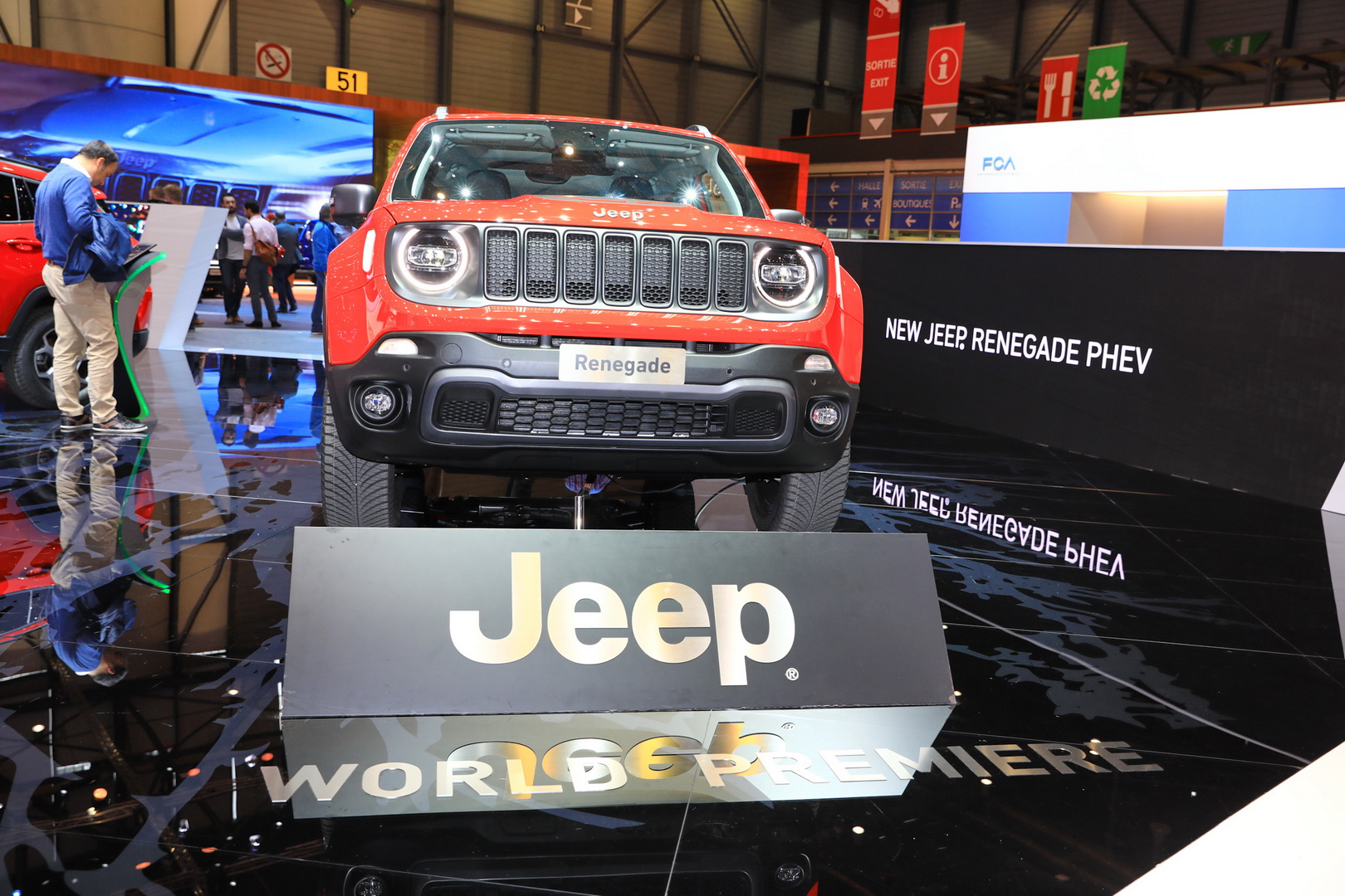 2019 jeep renegade compass phev geneva show 16 New Jeep Renegade And Compass Plug-In Hybrids With Up To 237HP