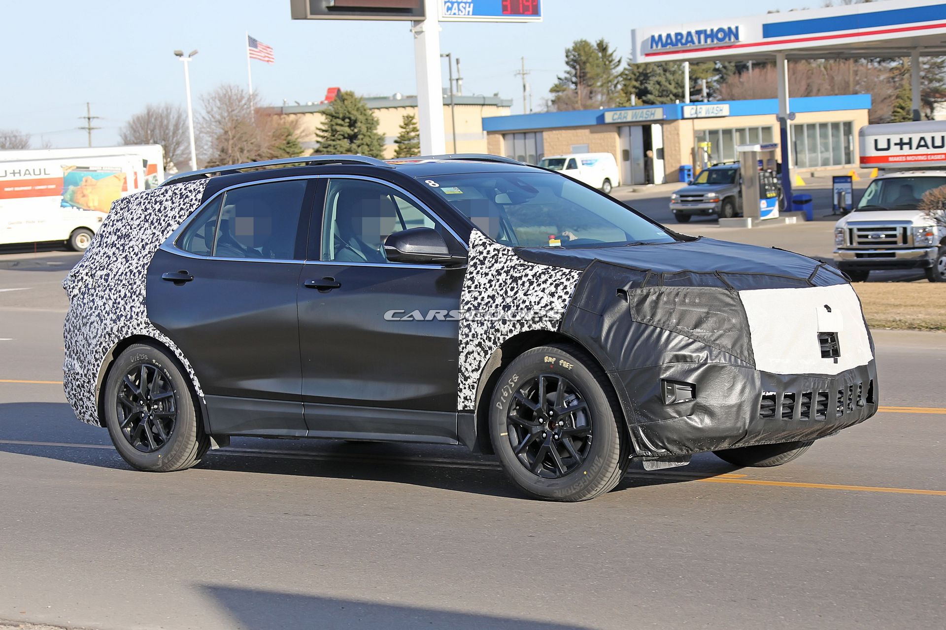 Chevrolet-Equinox-Spy-Shots-25 Facelifted Chevrolet Equinox To Have A Blazer-Inspired Front End