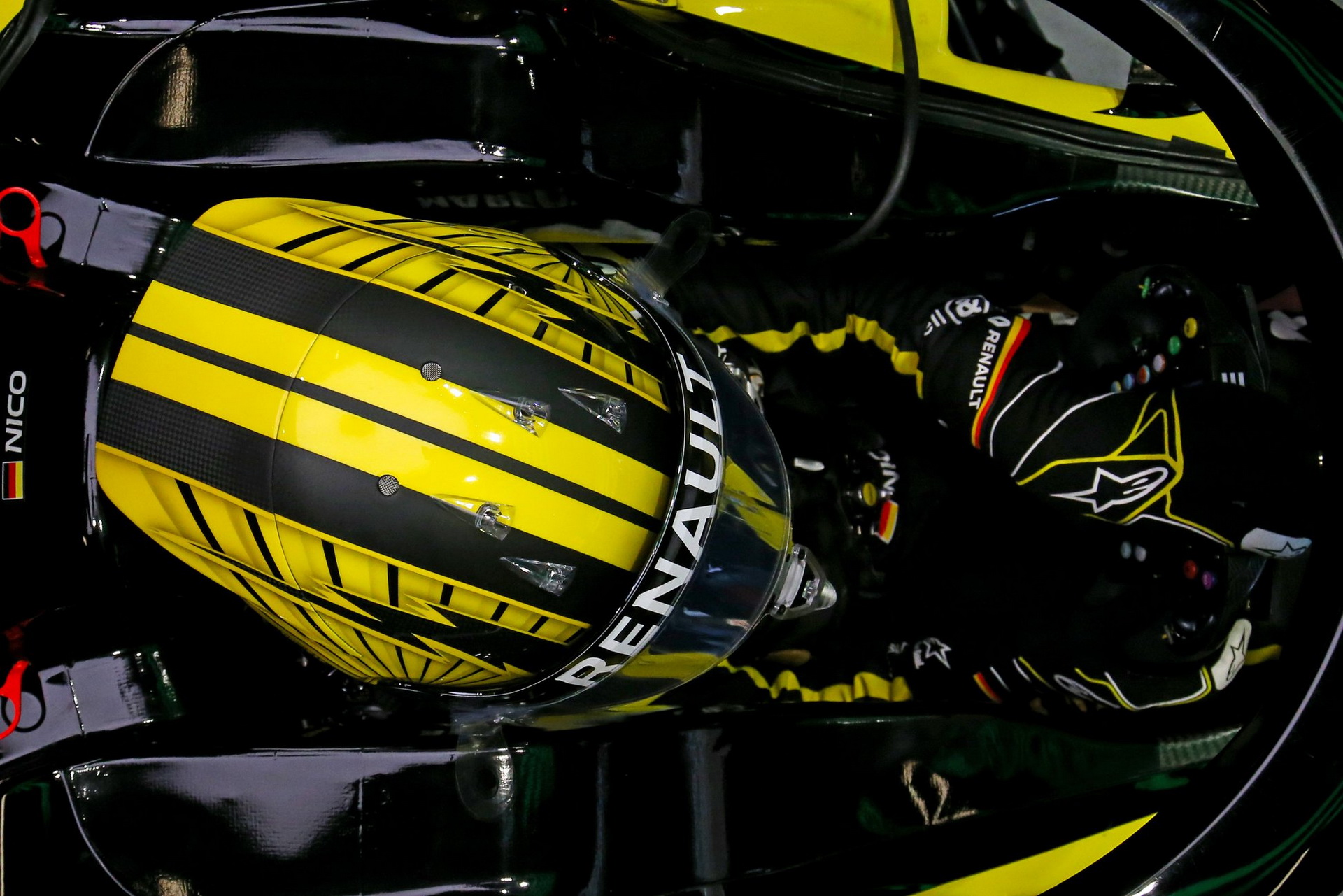 renault hits f1 engine test targets 1 Renault Says It Has Already Hit Its 2019 F1 Engine Targets