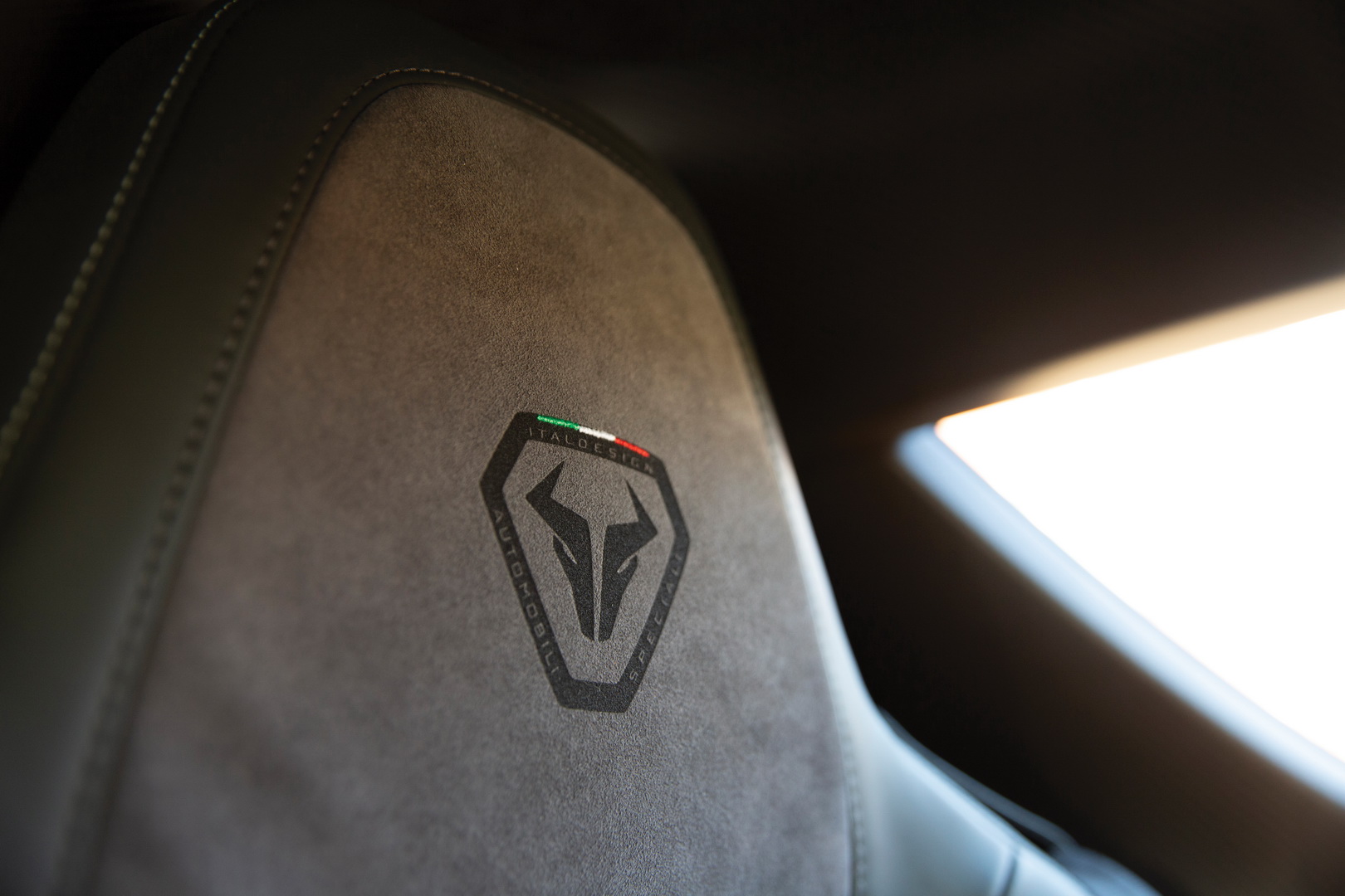 2018 italdesign zerouno 17 Why Not Add An Italdesign ZeroUno To Your Awesome Car Collection?