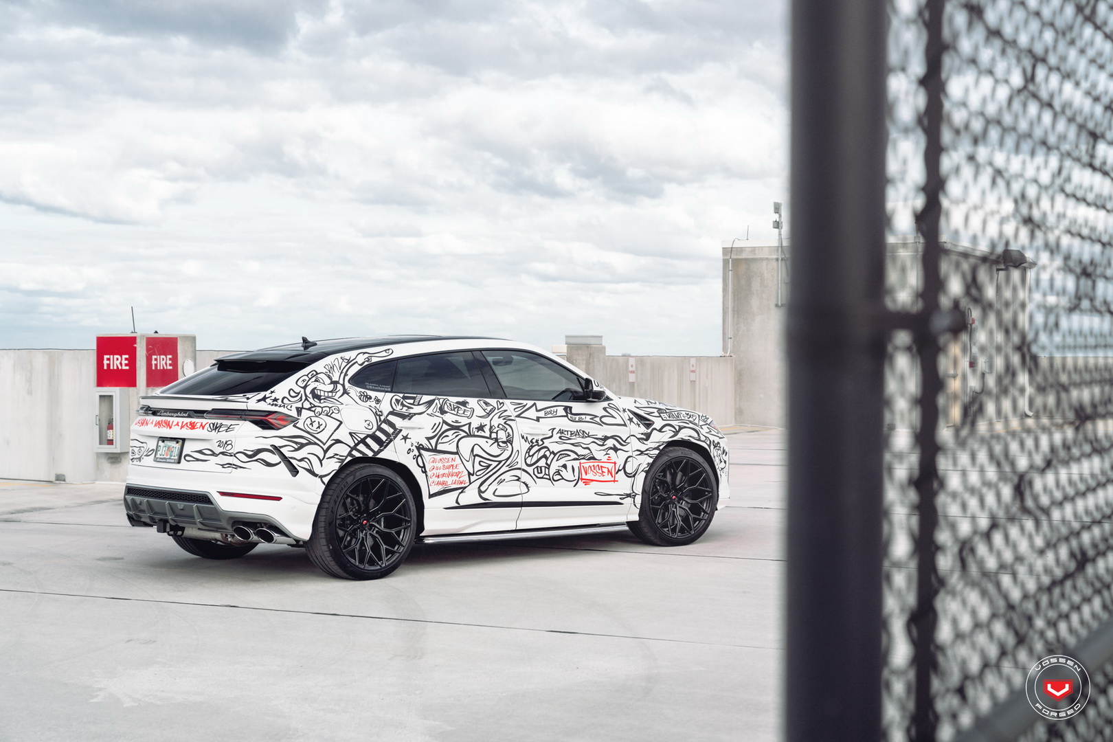 lamborghini urus art basel 7 Lamborghini Urus Gets Treated As A Blank Canvas For Art’s Sake