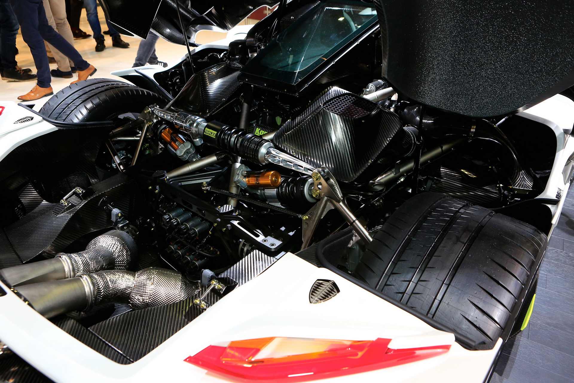 Koenigsegg-Jesko-44 Koenigsegg Stuns The World With New 300MPH Jesko Hypercar