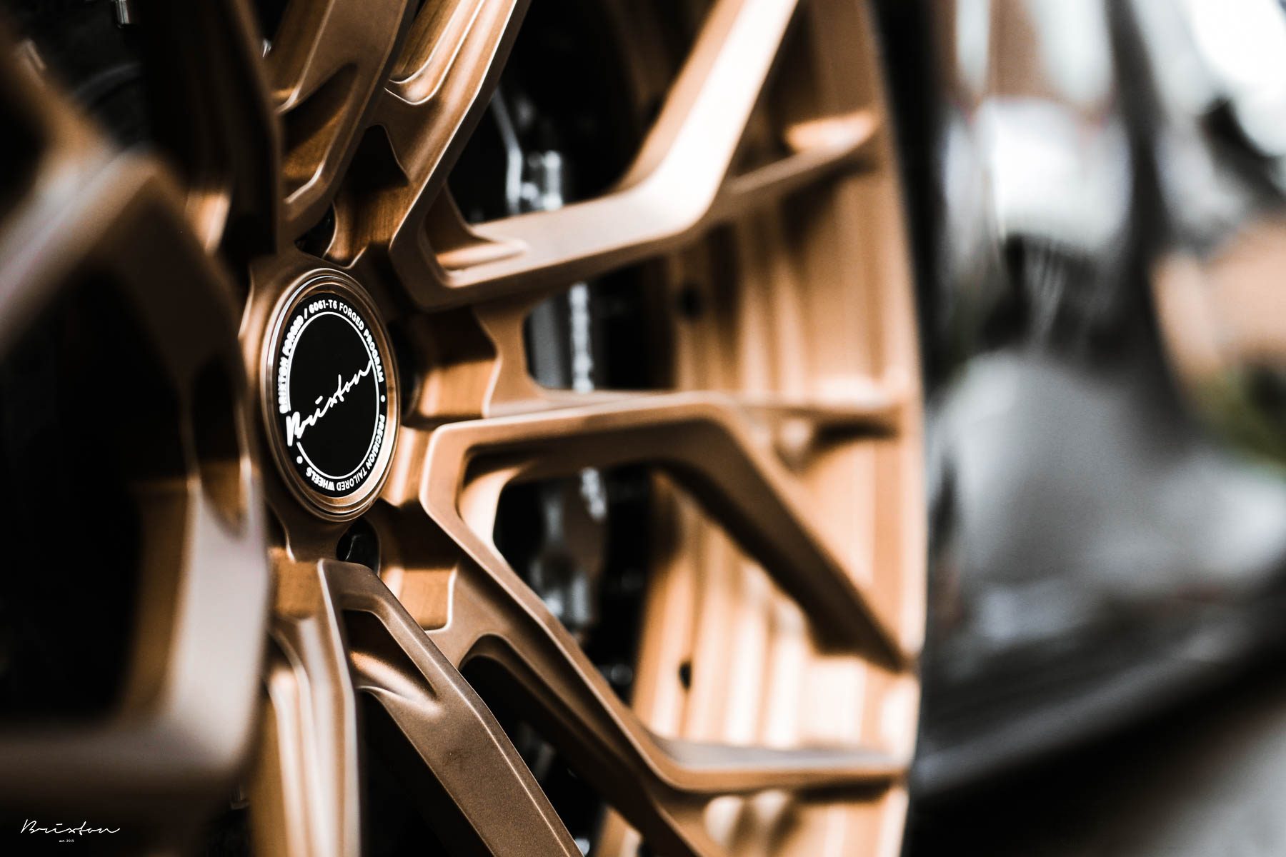 McLaren-570S-Spider-Brixton-3 Bronze-Colored Wheels Suit This Black McLaren 570S Perfectly