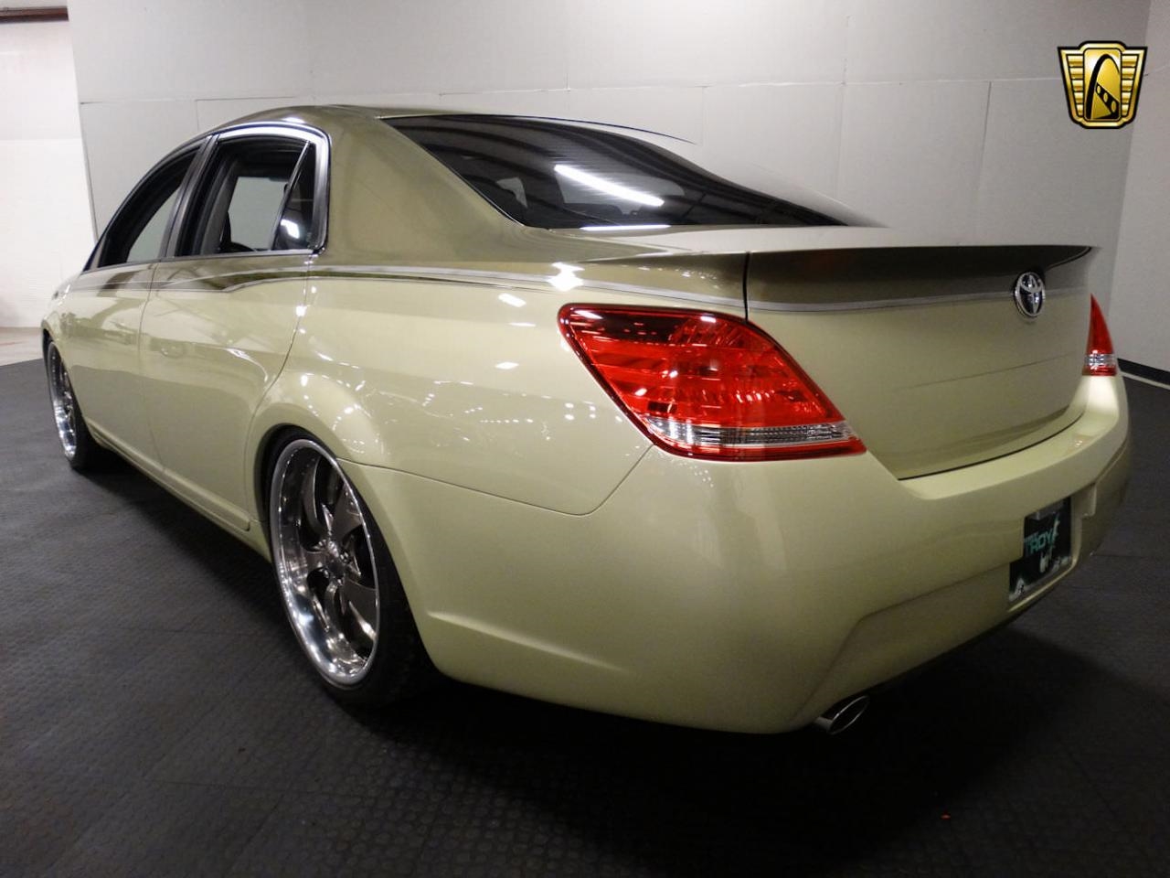 Toyota-Avalon-SEMA-4 This 2005 Toyota Avalon SEMA Concept Will Make Your Grandparents The Coolest Kids On The Block