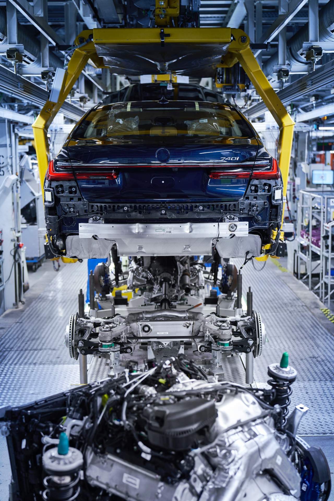 2020 BMW 7 Series production start at Dingolfing plant 3 2020 BMW 7 Series Starts Rolling Off Dingolfing Plant’s Assembly Line