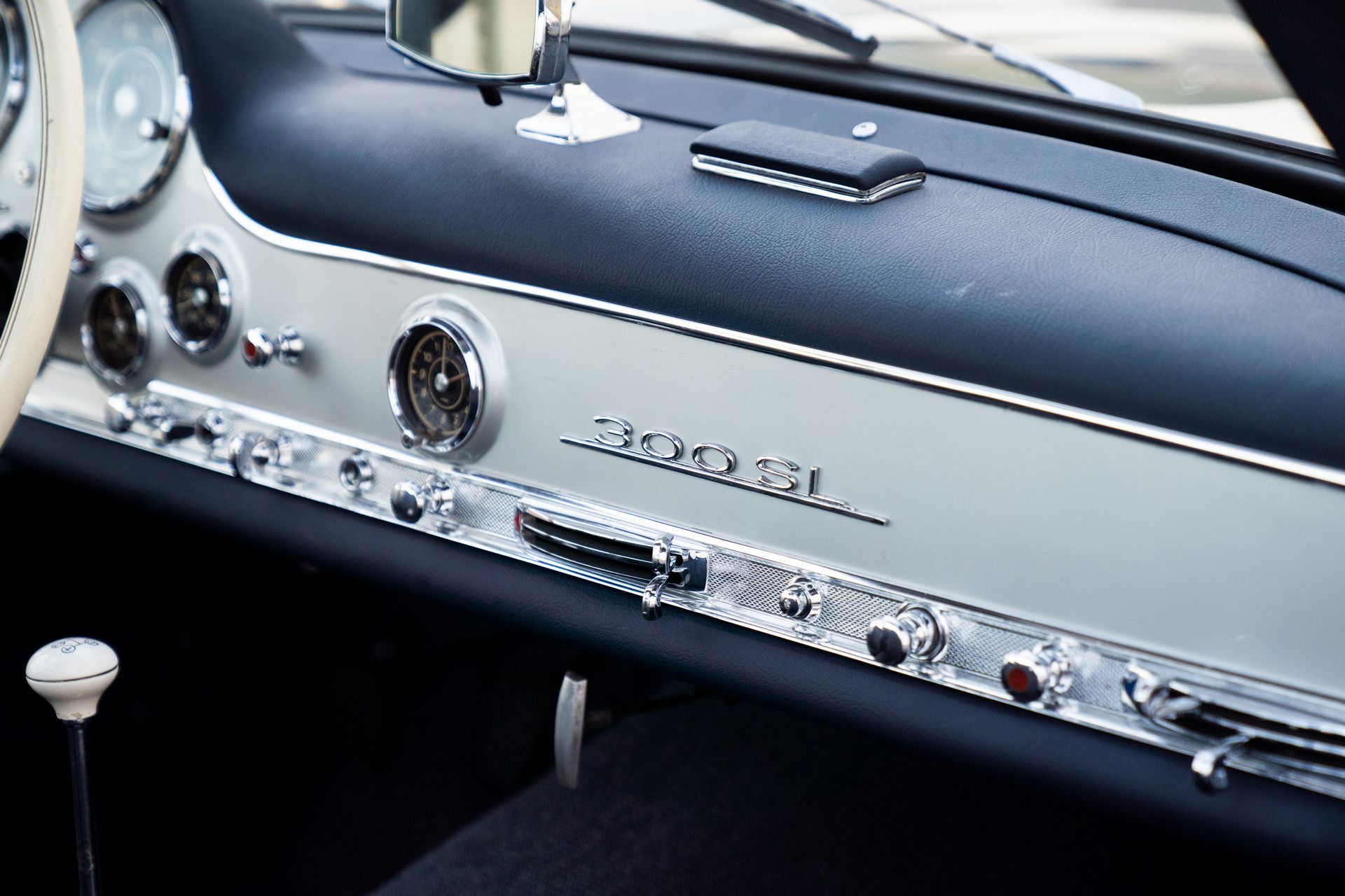 1955-Mercedes-Benz-300SL-36 Maroon 5’s Adam Levine Auctioning Off His Mercedes-Benz 300 SL Gullwing