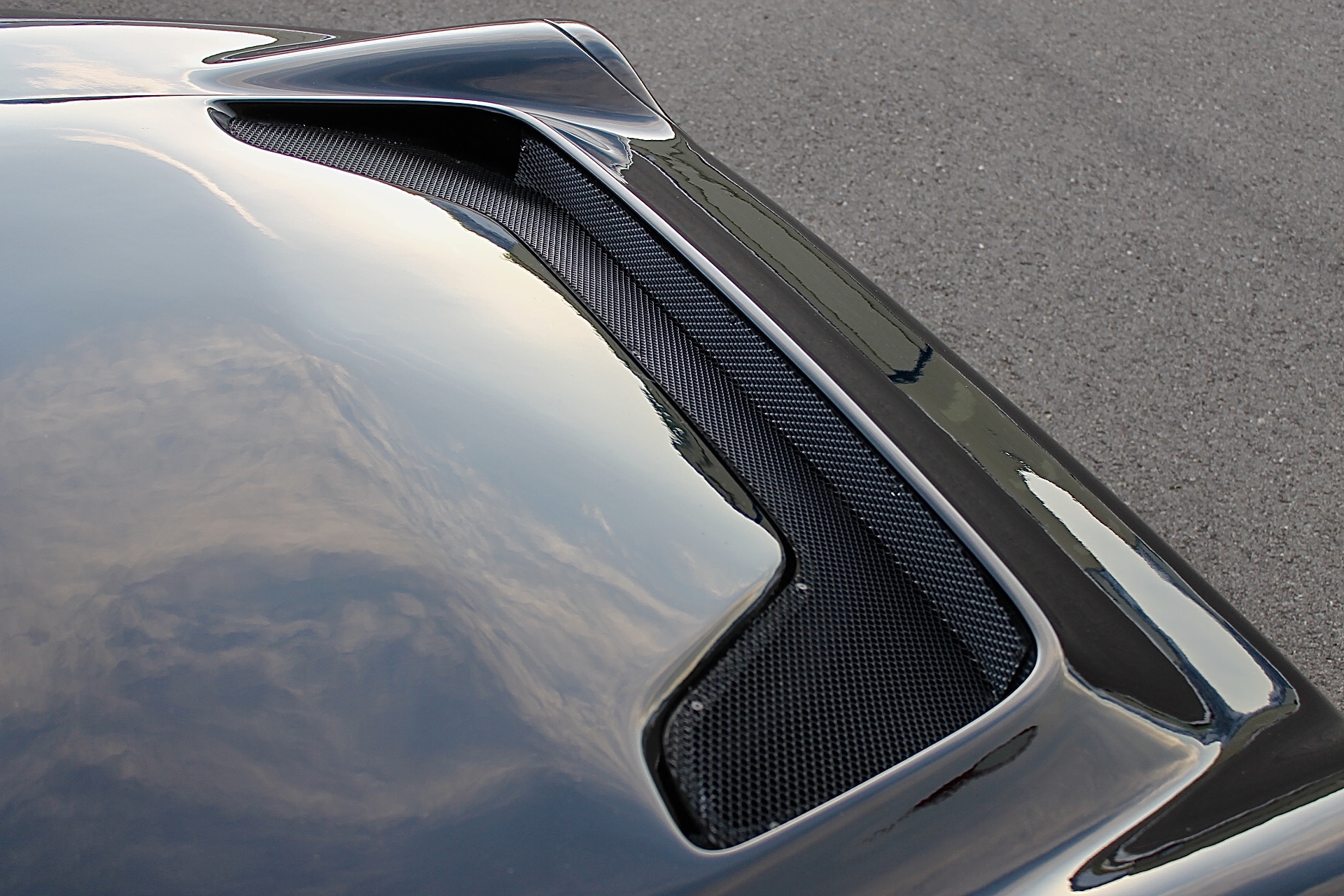 Ford-RS200-28 Low-Mileage, 350 HP Ford RS200 Is A True Street-Legal Rally Car