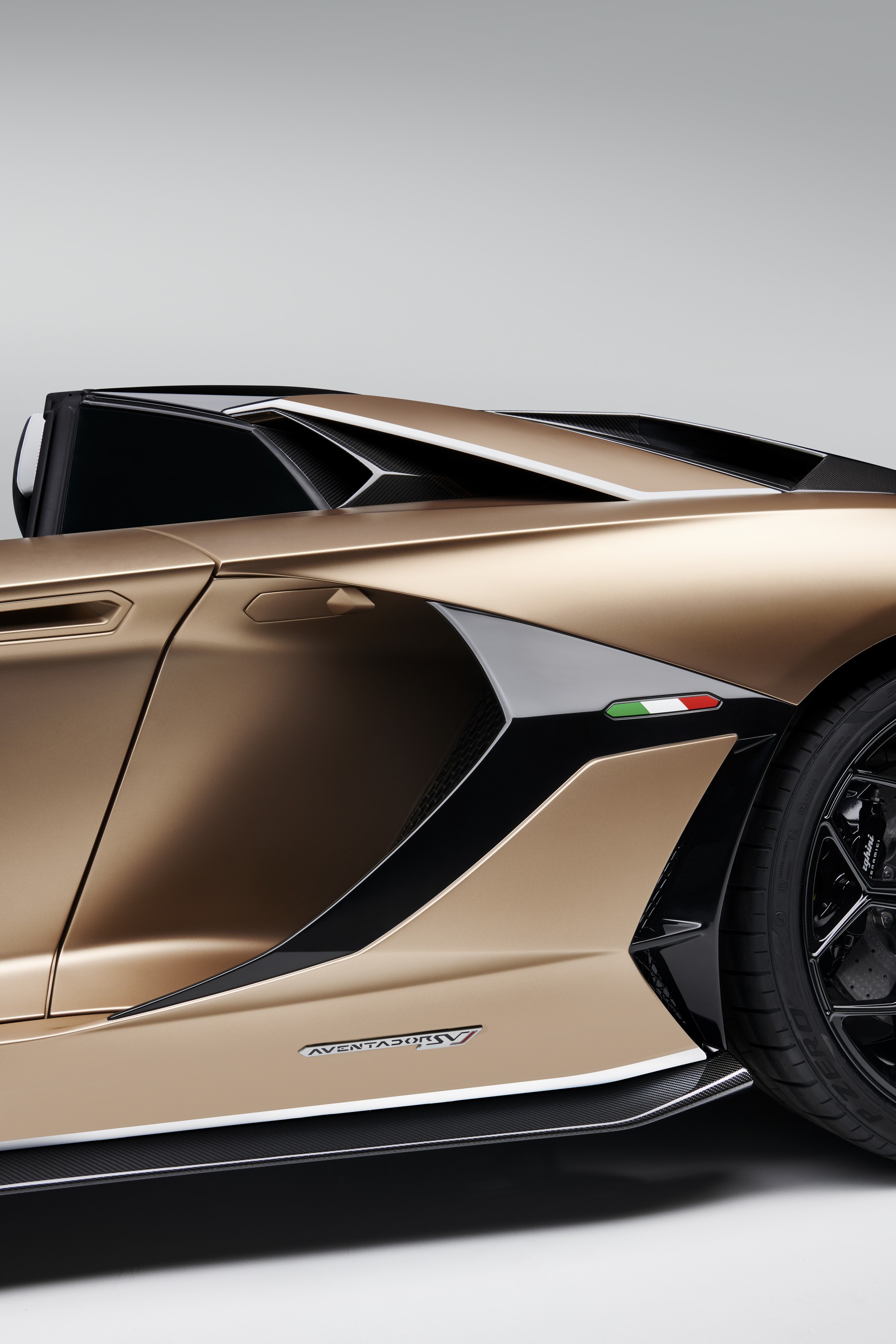 Lamborghini Aventador SVJ Roadster-30 Lamborghini Aventador Successor May Use Supercapacitors Instead Of Batteries