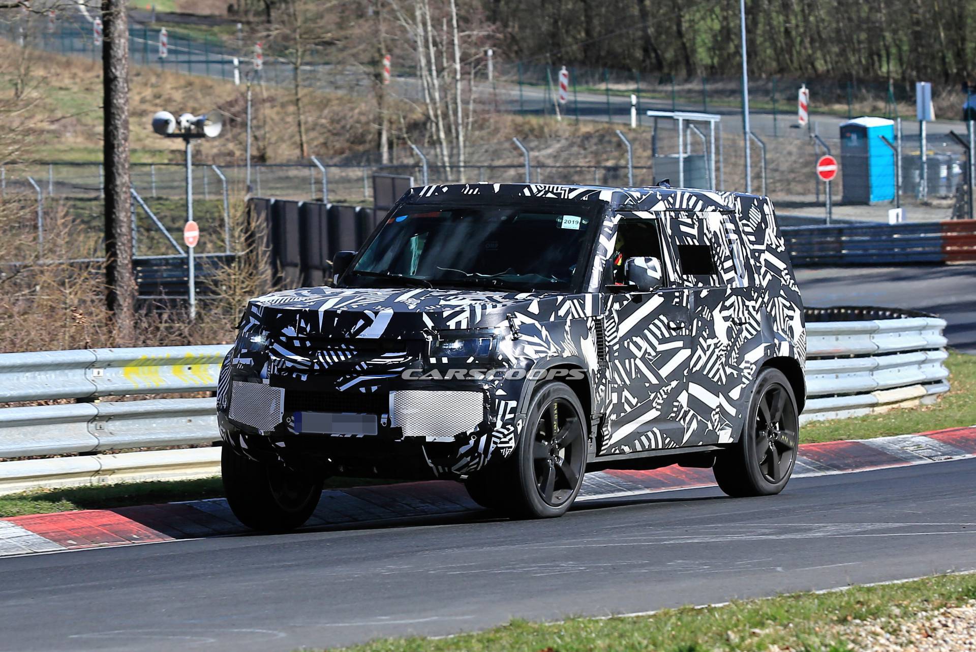 2020 Land Rover Defender spy shots at the Nurburgring 3 2020 Land Rover Defender 110 Polishing Its Road Manners At The ‘Ring