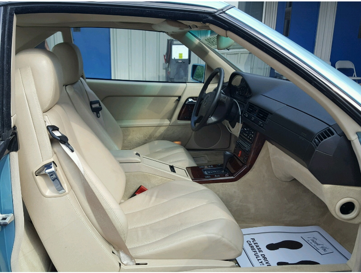 1992-Mercedes-500SL-05 Stolen 1992 Mercedes SL 500 Recovered After 27 Years With Just 1,180 Miles