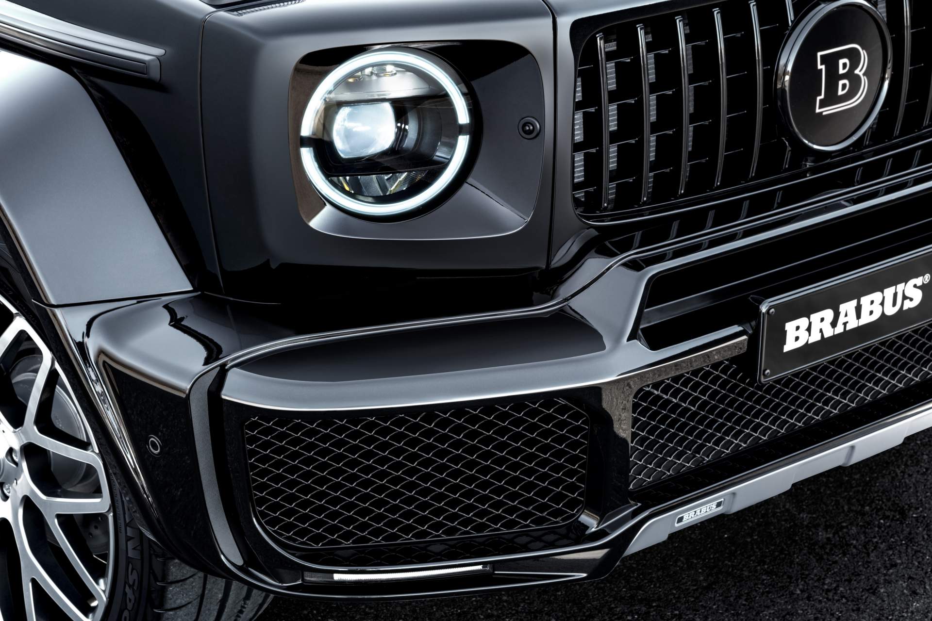 brabus cars geneva 2019 livepics 77 Brabus’ Newest Mercedes Stars Descend Upon The Swiss Alps