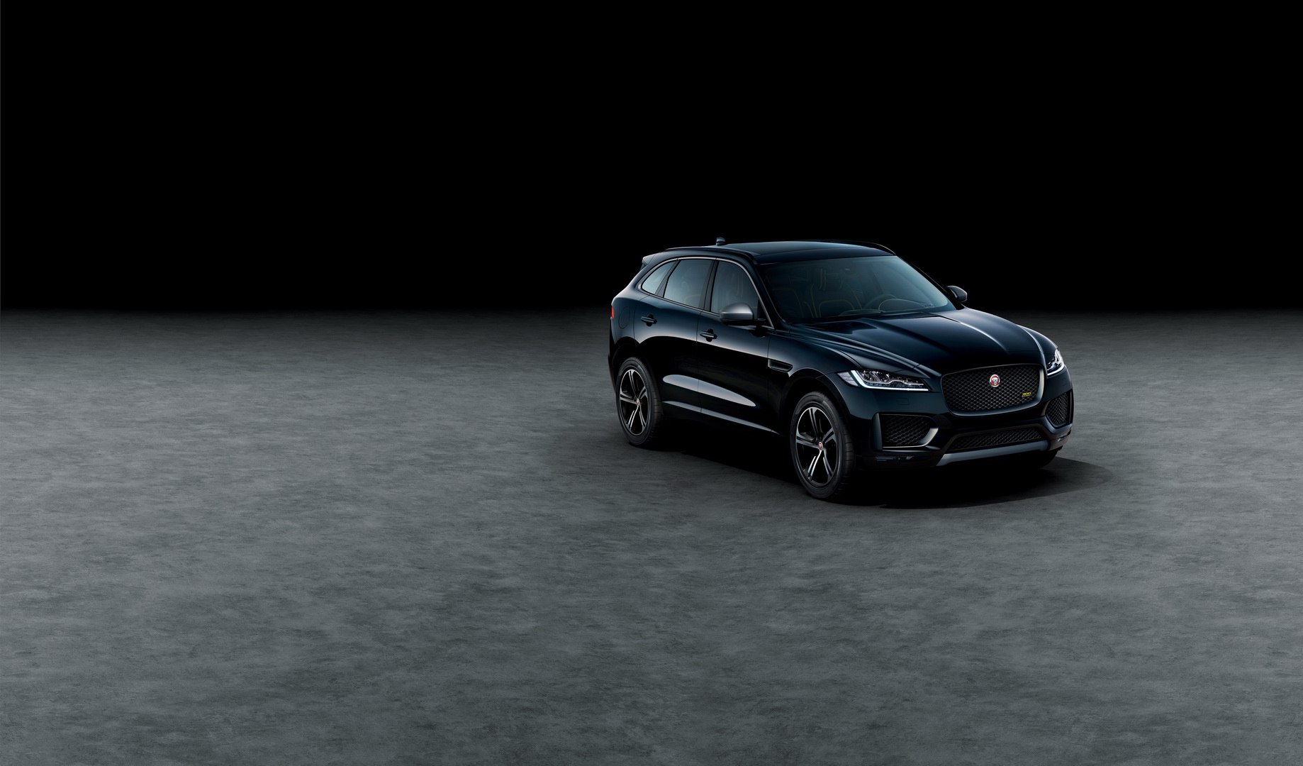 2020 jaguar f-pace 300 sport chequered flag editions 3 Jaguar F-Pace 300 Sport And Chequered Flag Editions Unveiled With Extra Everything