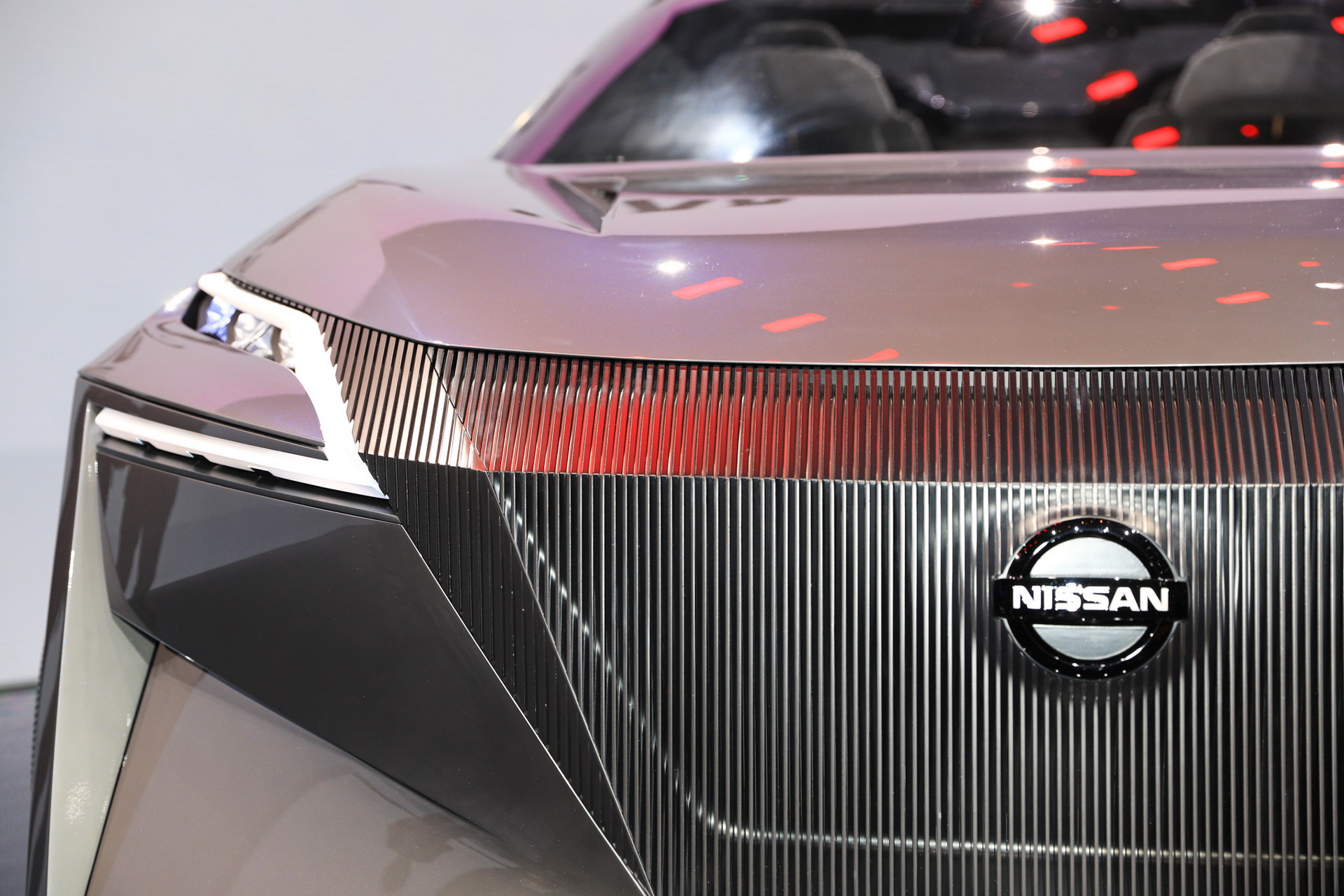 nissan unveils imq concept geneva 18 Nissan IMQ Concept Gives Us A Glimpse Of Its Future Crossovers