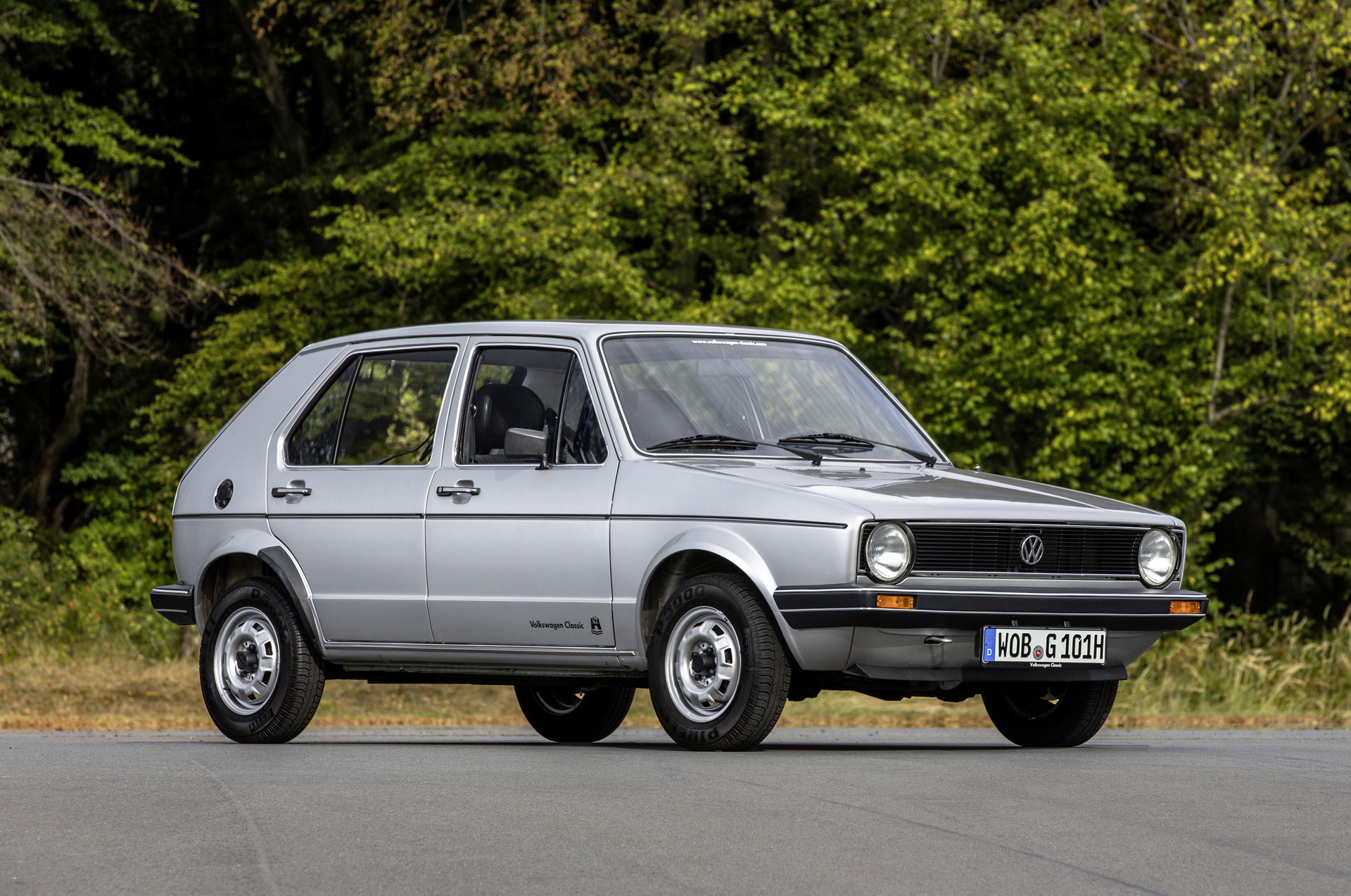 VW-Golf-MK1-02 VW Is Selling A New Golf Every 41 Seconds For 45 Years Now