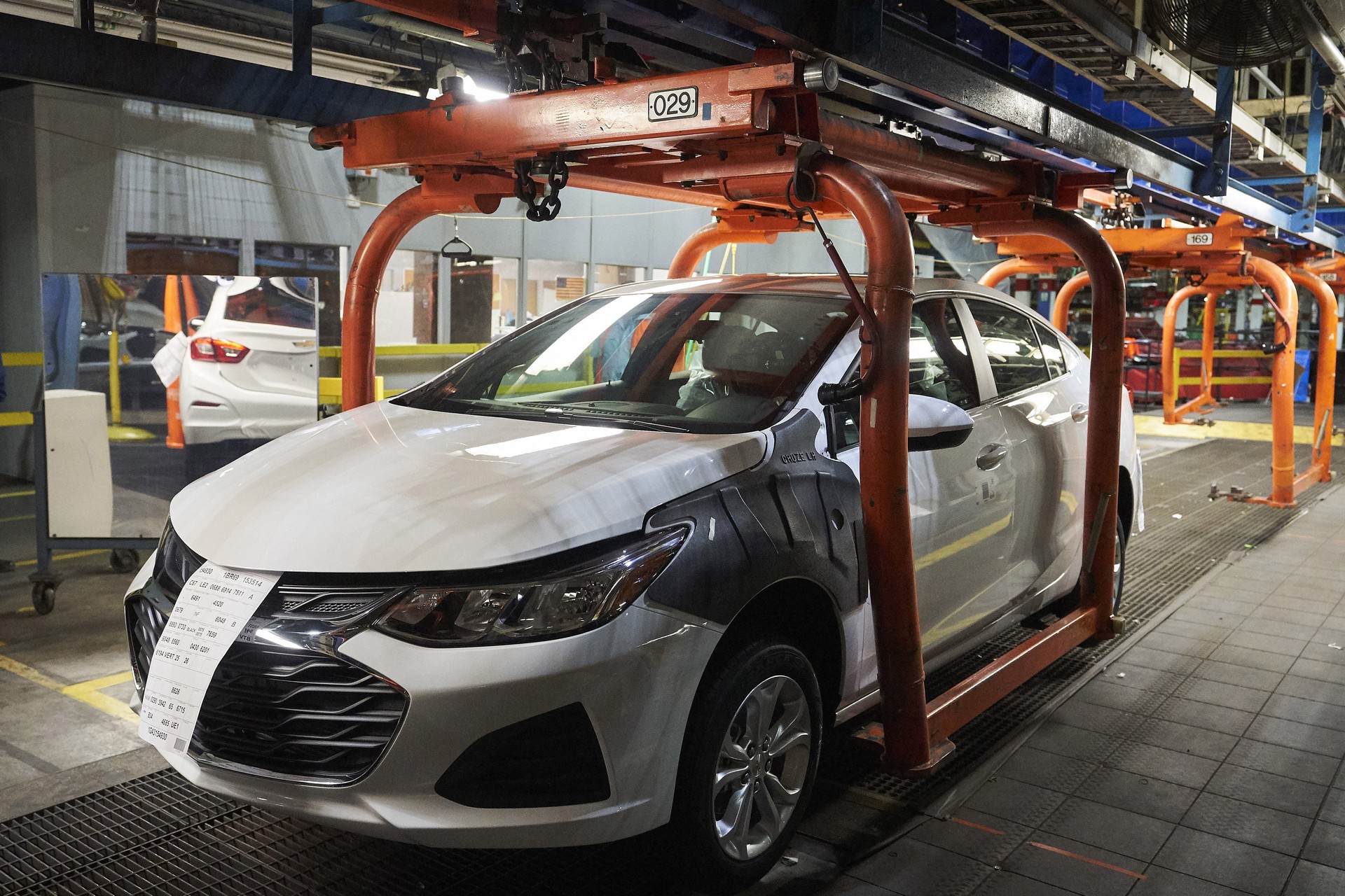 GM-Lordstown-3 Businessman Wanted To Buy Thousands Of Cruzes To Keep Lordstown Plant Open