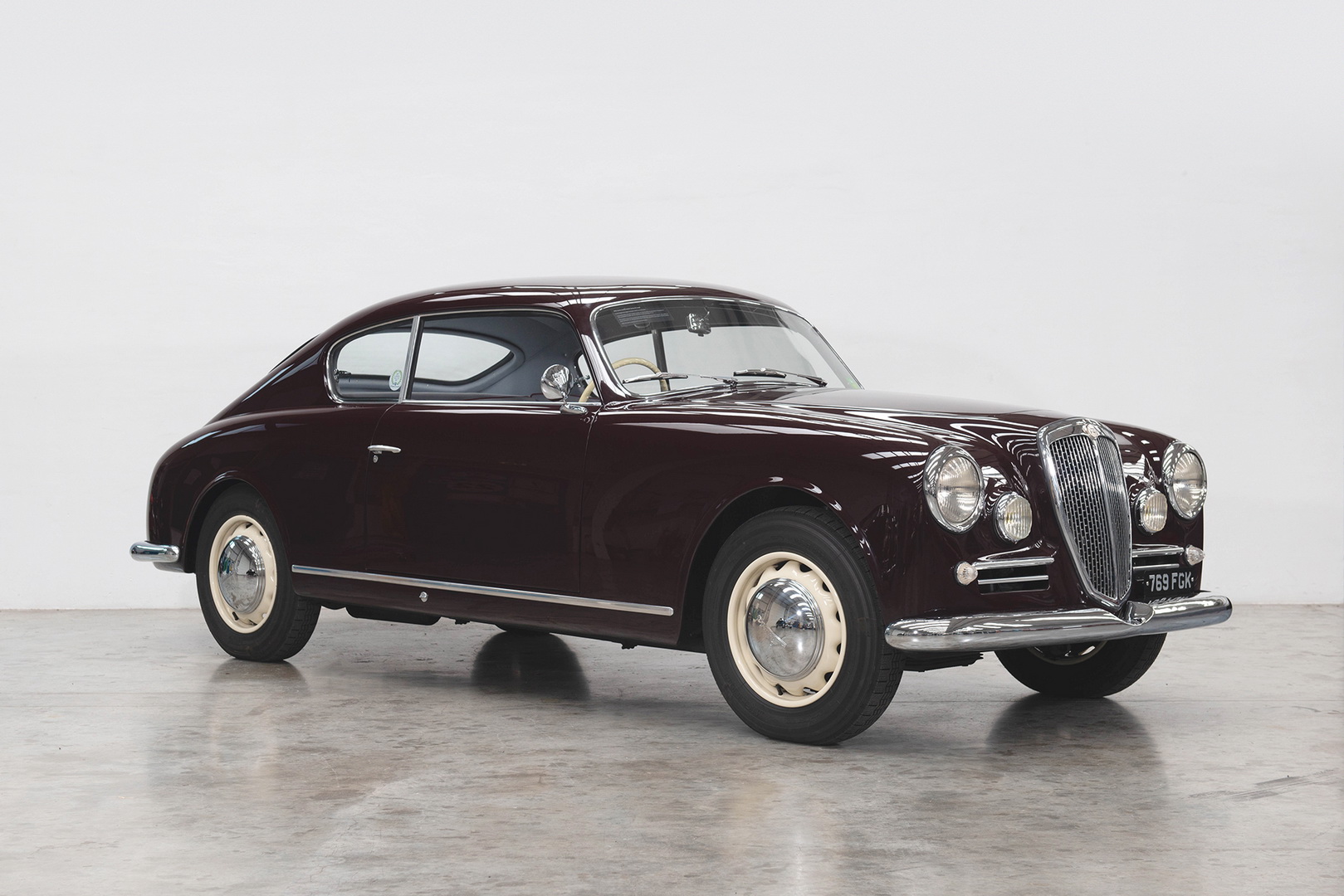 1953 lancia aurelia b20gt series iii 1 1953 Lancia Aurelia B20GT Is As Beautiful As They Come