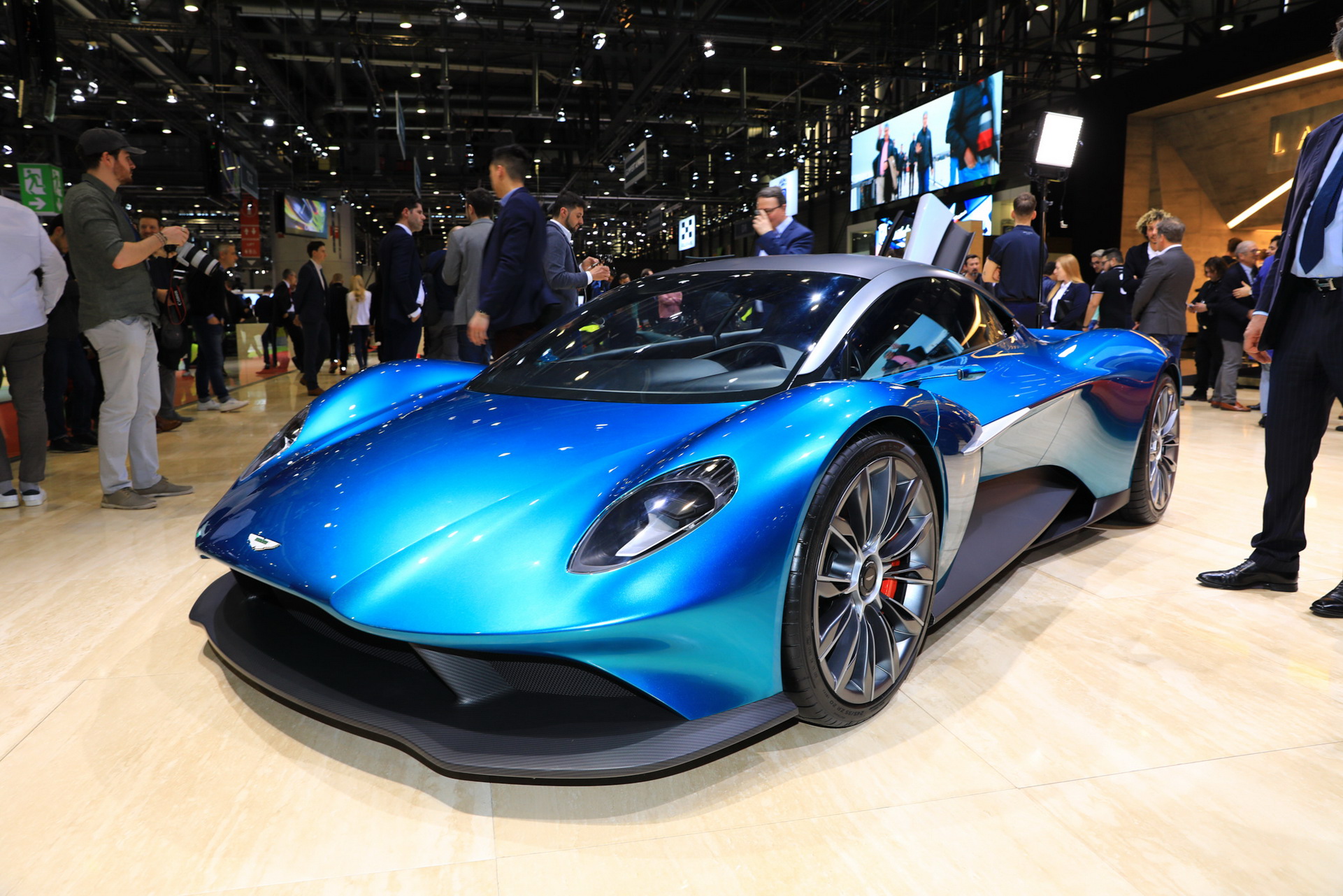 Aston Martin Vanquish Concept 18 Aston Martin Vanquish Vision Concept Is A McLaren 720S And Ferrari F8 Tributo Rival