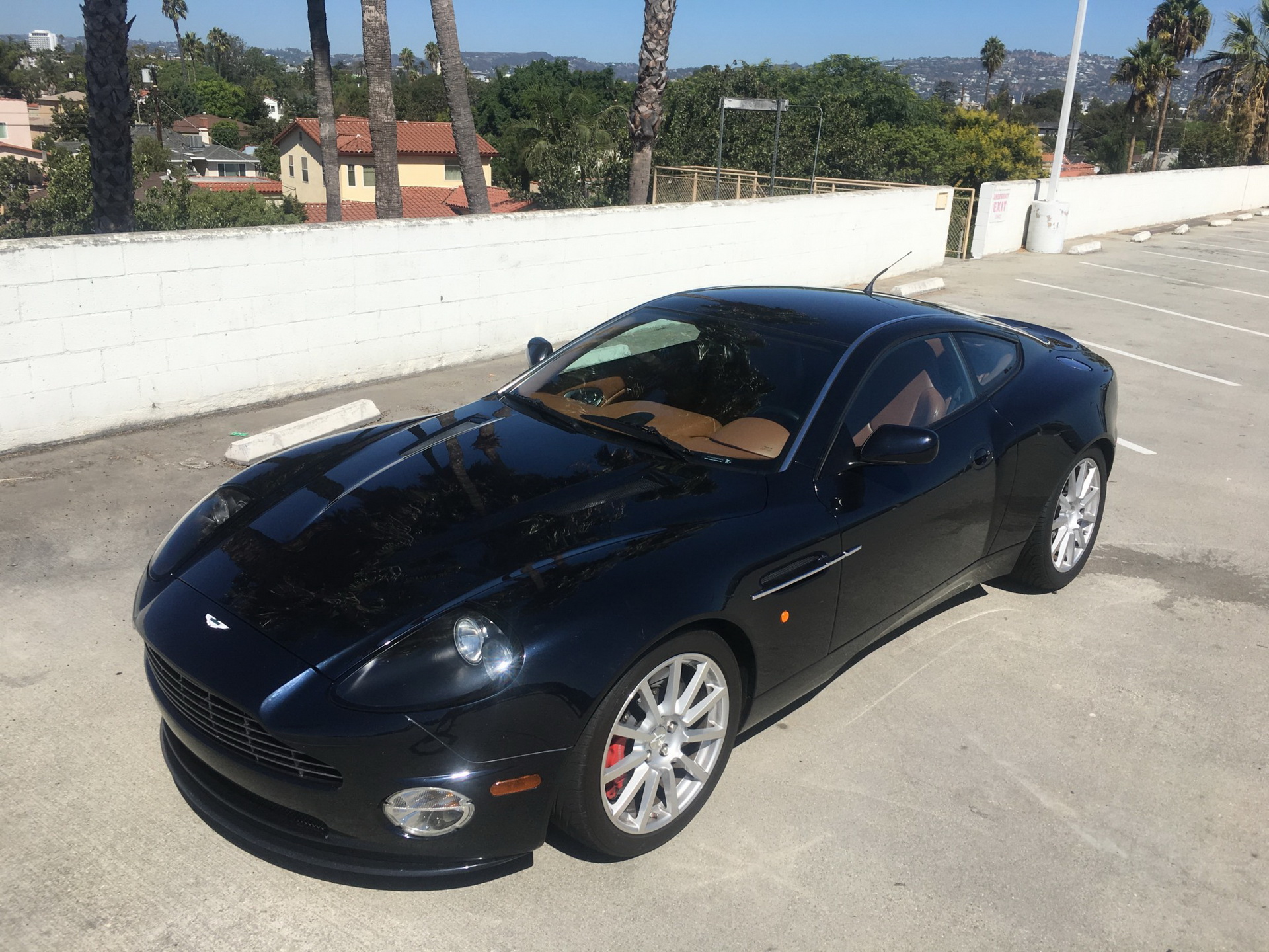 2006 aston martin vanquish s bat auction 19 2006 Aston Martin Vanquish S Rocks BMW Carbon Black Paint