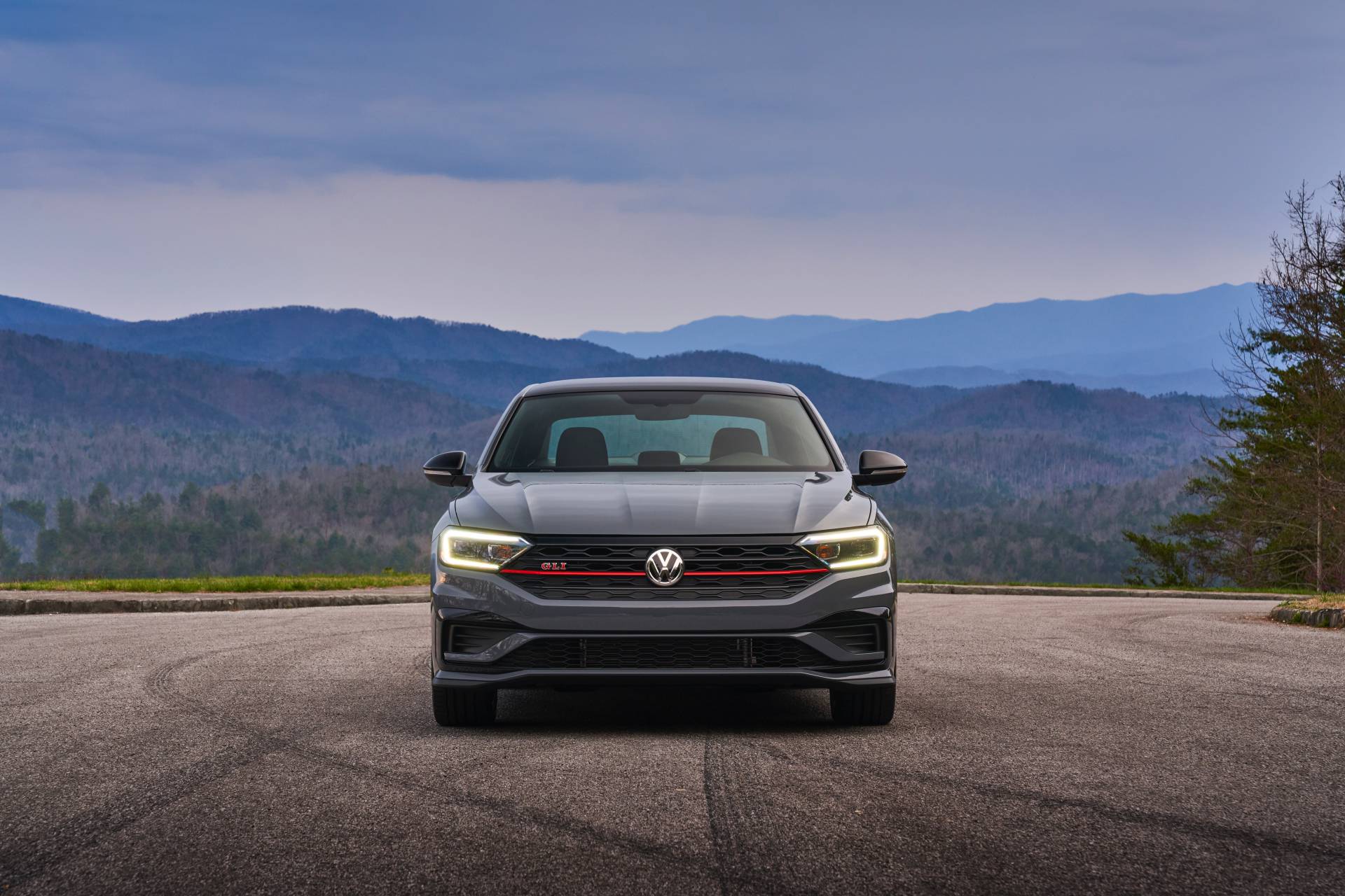 2019 VW Jetta GLI 35th Anniversary Edition 18 Huge 2019 VW Jetta GLI Gallery Helps You Choose Your Favorite Model