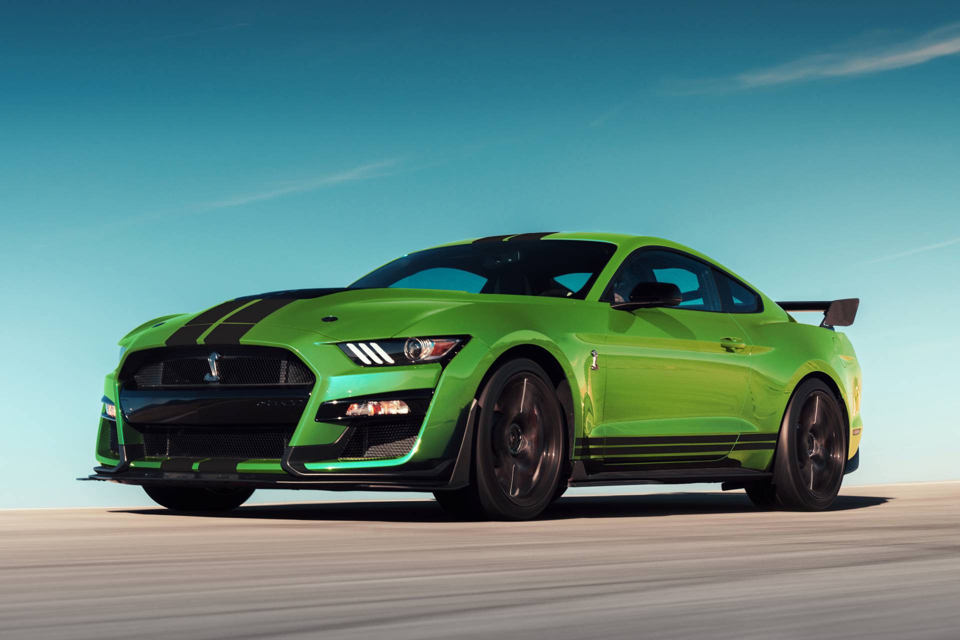 2020 Ford Mustang Shelby GT500 in Grabber Lime paint 2 2020 Ford Mustang Gains Grabber Lime Color In Time For St. Patrick’s Day